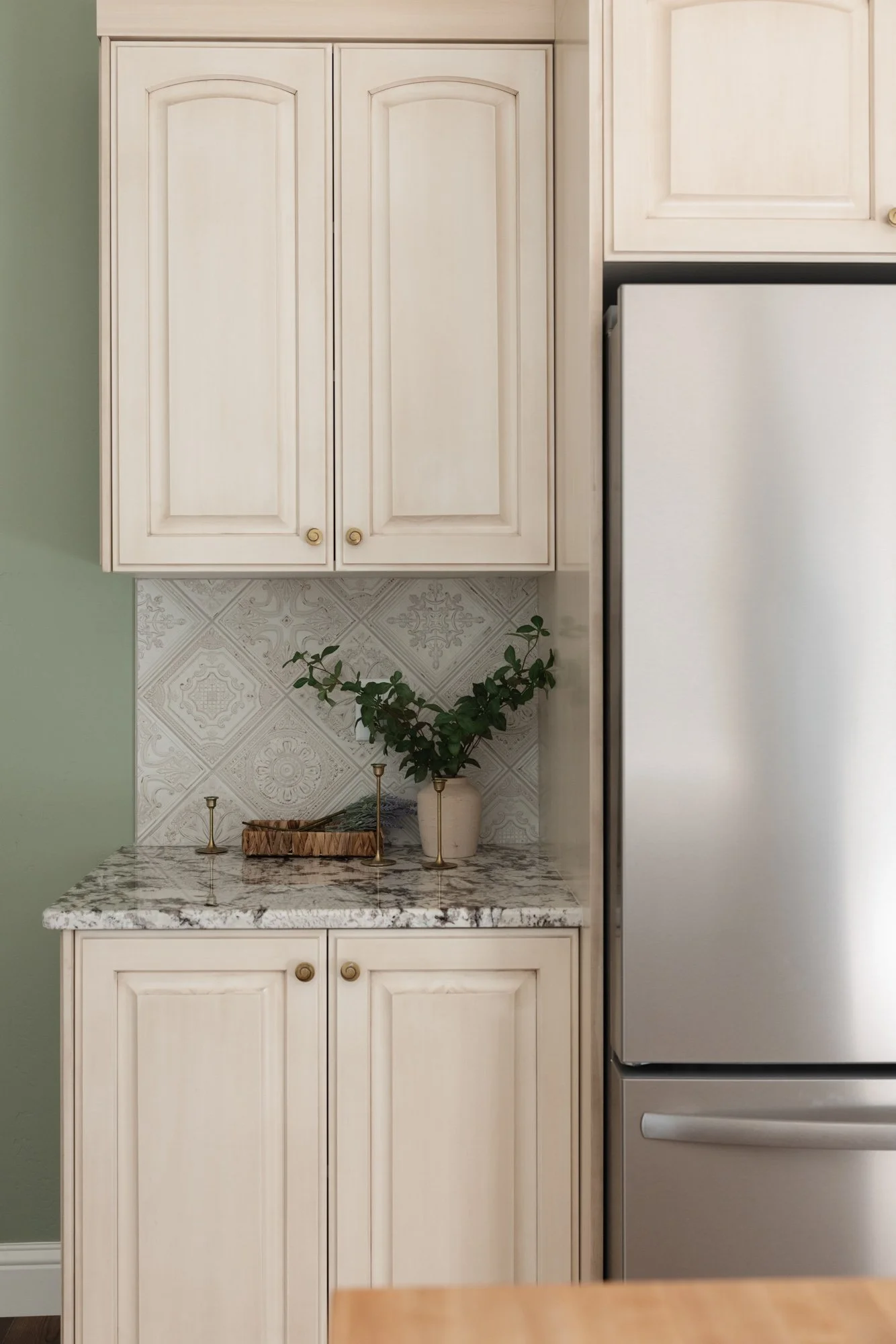 Interior kitchen-1.jpg