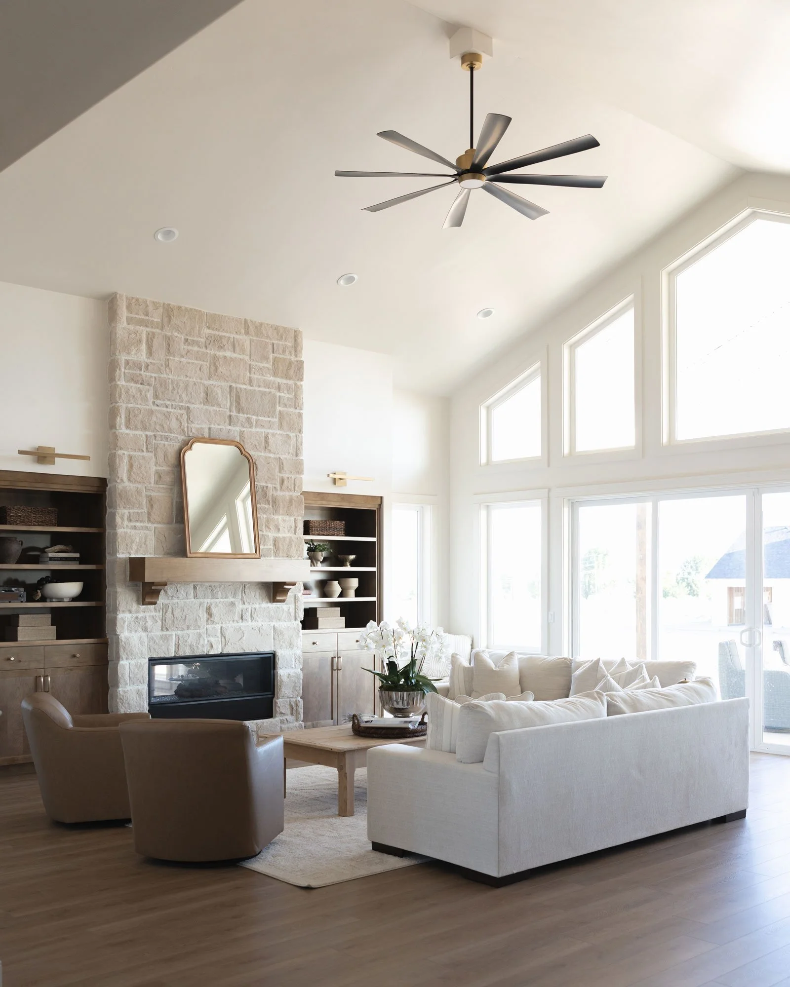 Living-Room-10.jpg