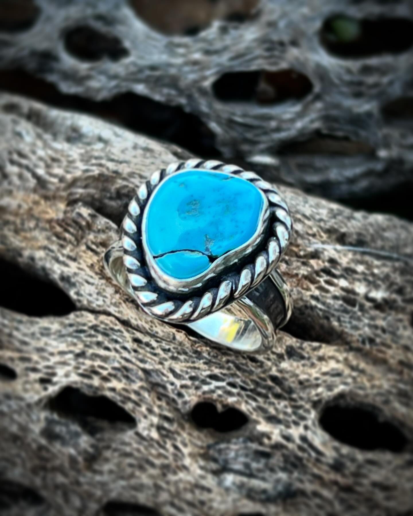 This past year I made more men&rsquo;s (and unisex) jewelry than I ever have. I really love the juxtaposition that toes the line between masculine / feminine and everything in between. It delights me to create pieces that everyone can wear. 

This ri