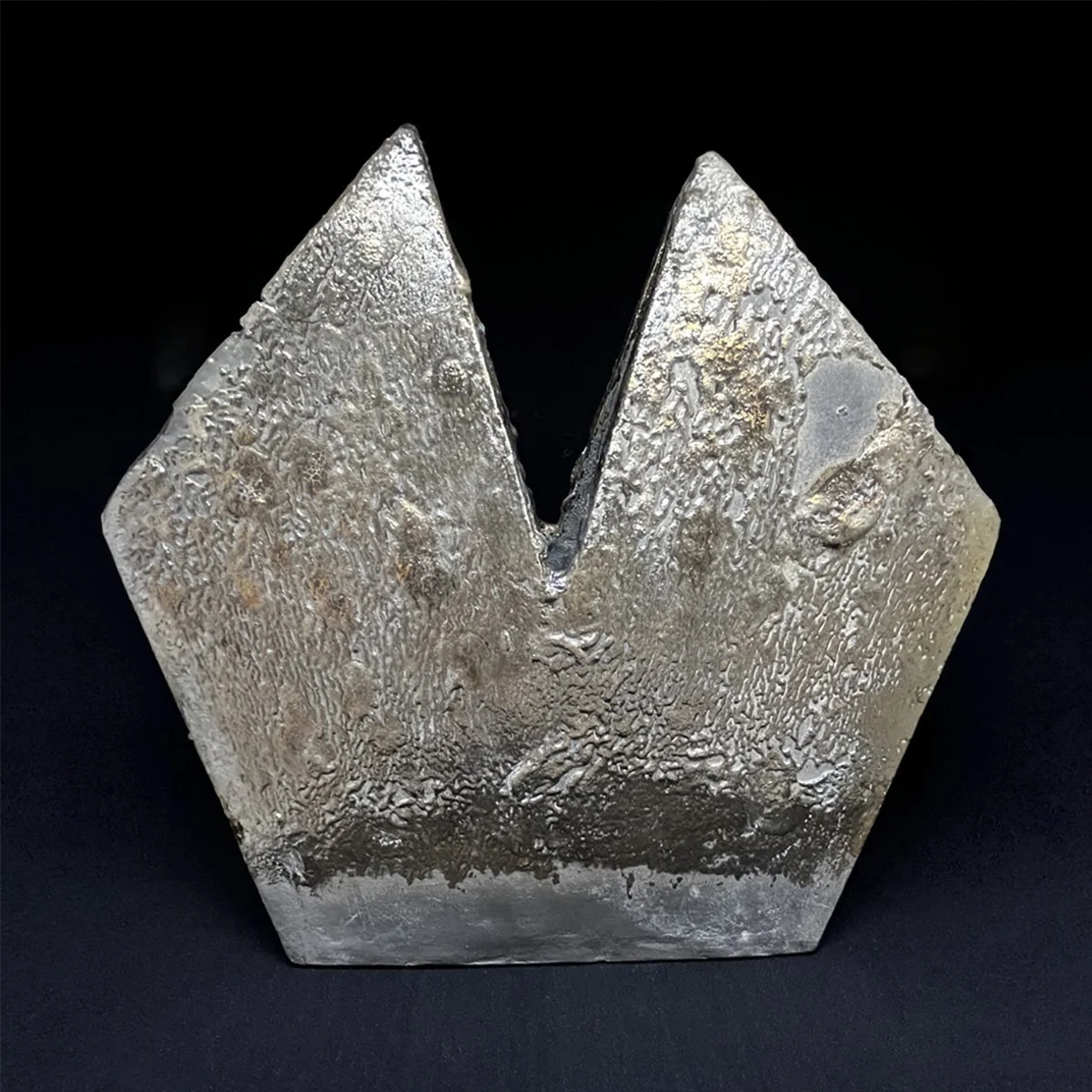 "Twin Peaks." Rusty Nail raku glaze on Soldate 60. 2026.