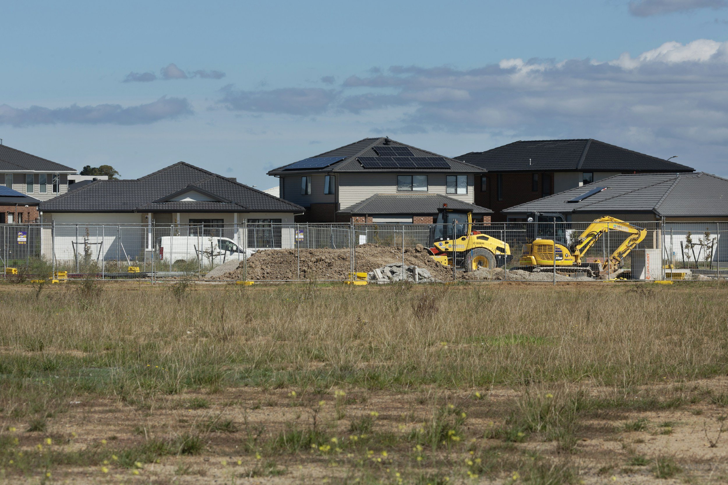 Achieving competitive urban land markets in new system