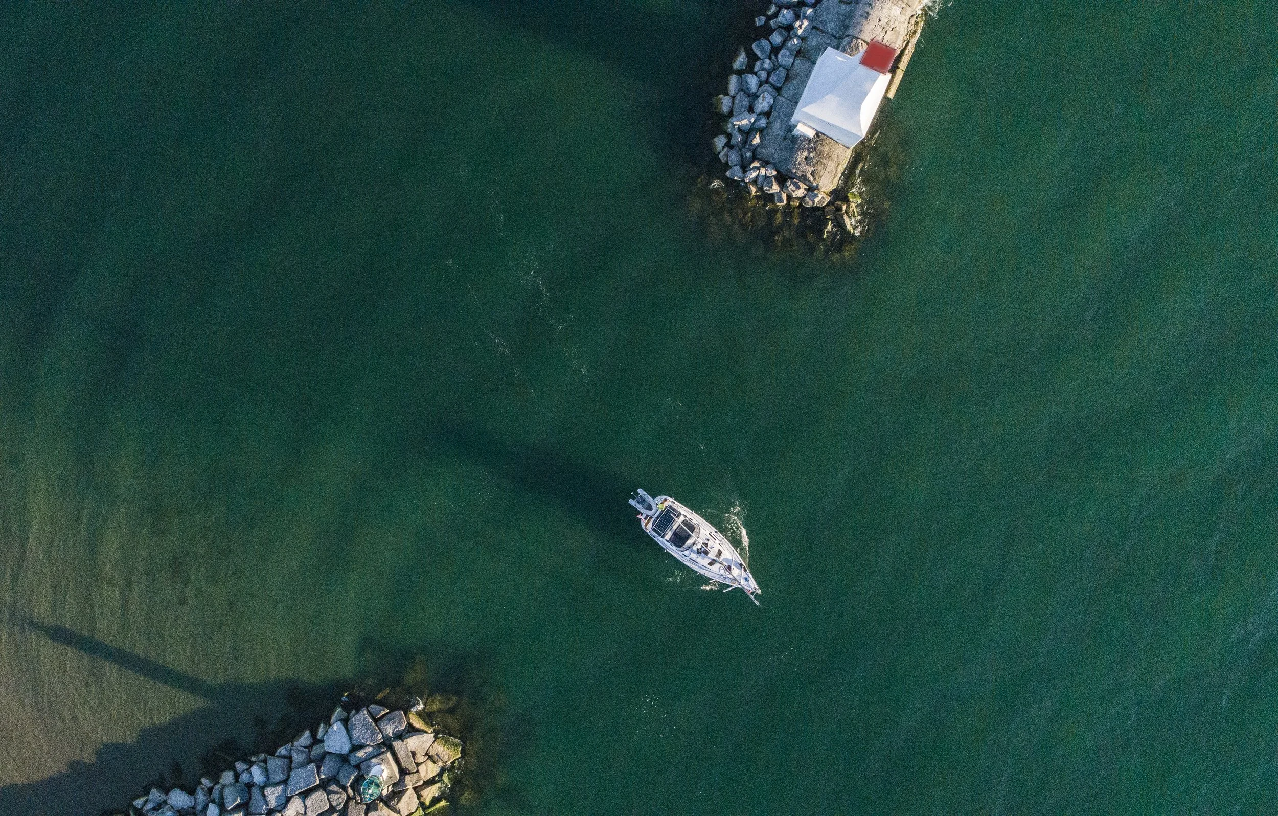 boat exit cobourg colours.jpg