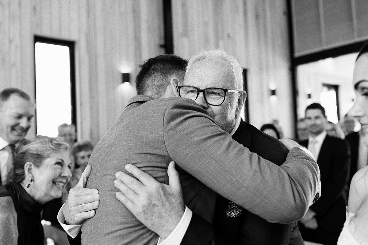 zonzo-estate-wedding-yarra-valley-dad-hug.jpg