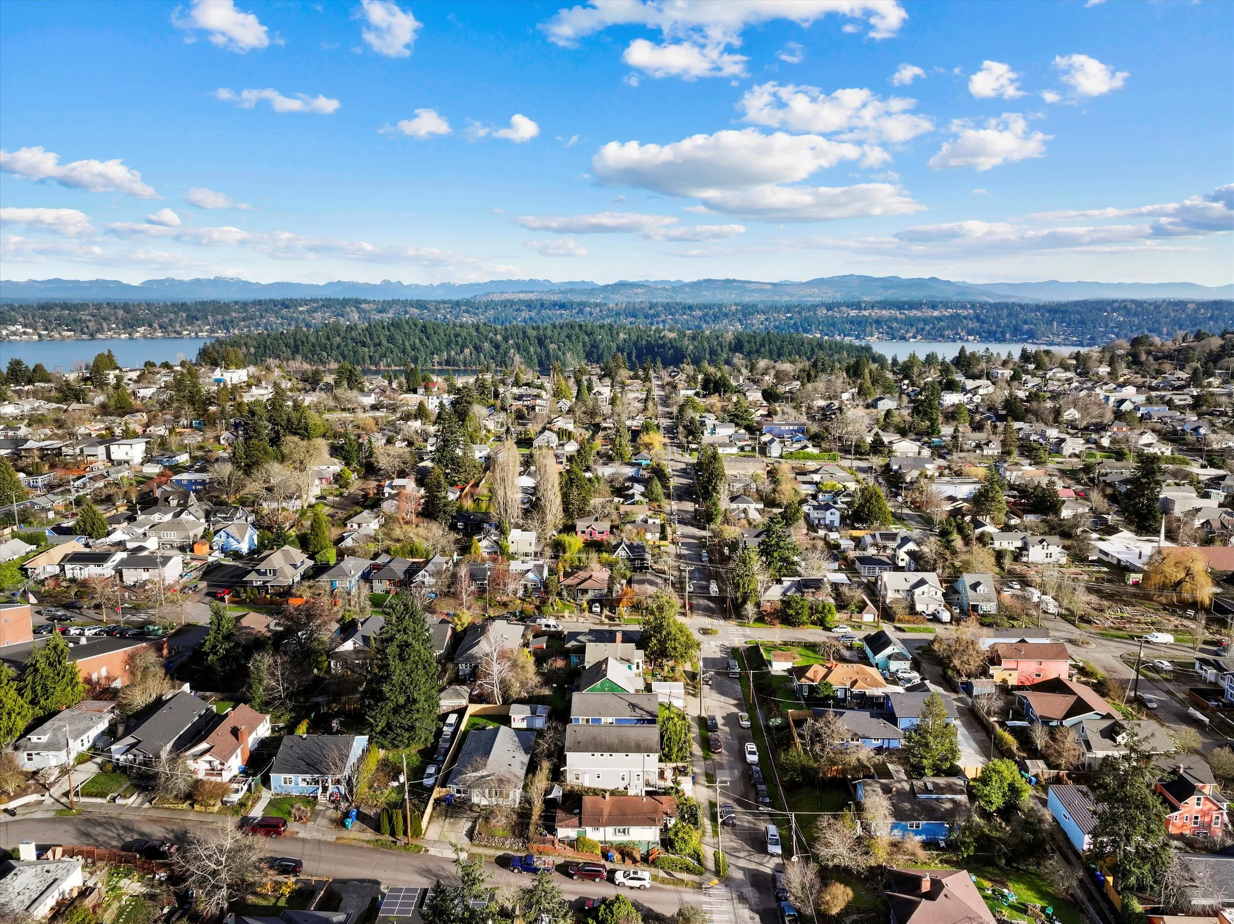 10-4500 S Brandon St (4).jpg