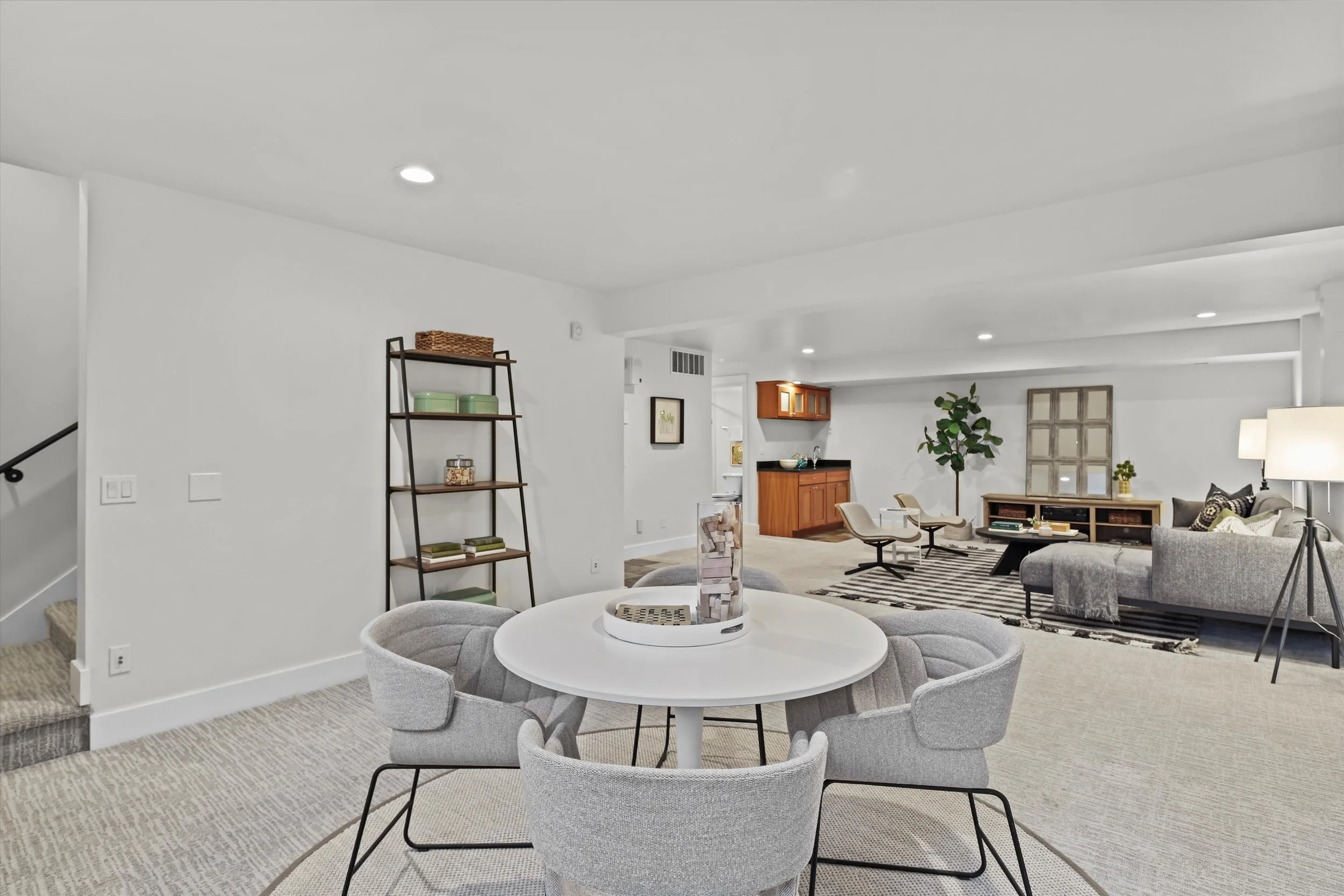 089-3710 NE 41st St0012.jpg