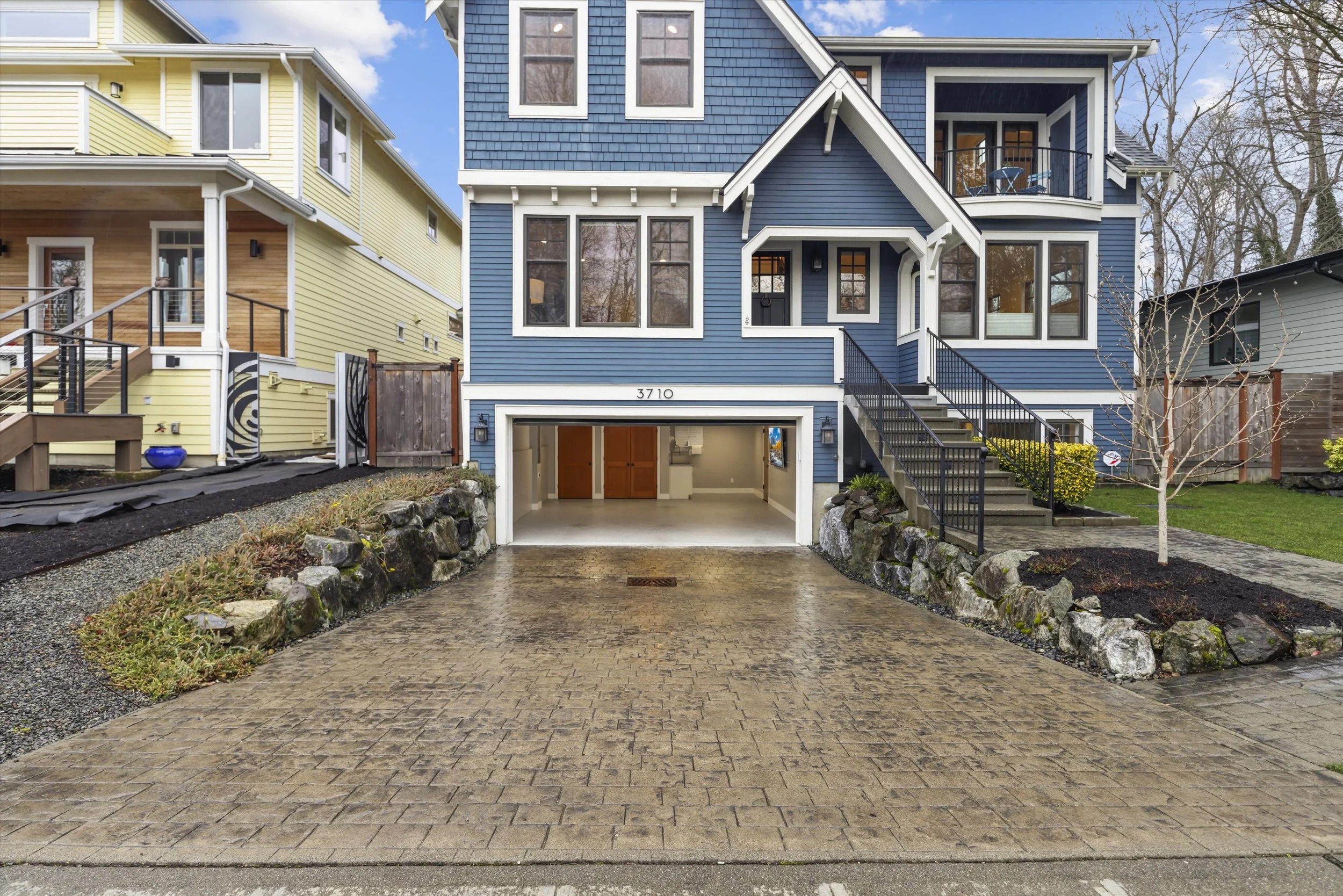 024-3710 NE 41st St0002.jpg