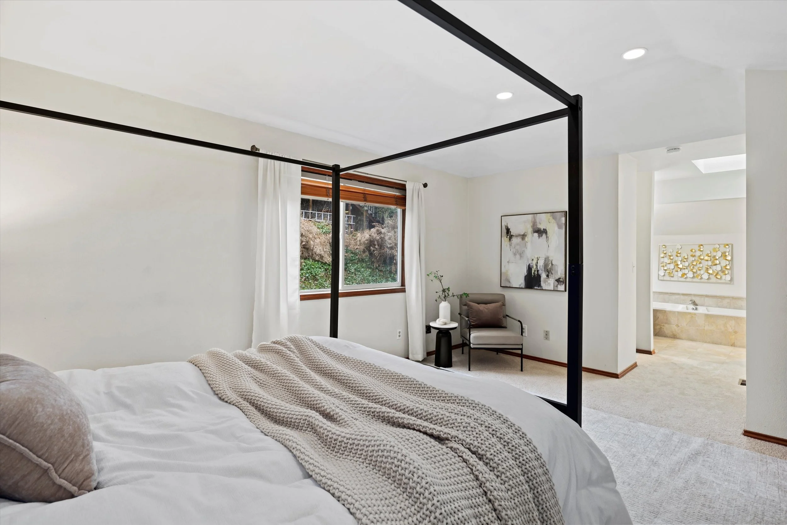 37-26009 222nd Pl SE (26).jpg