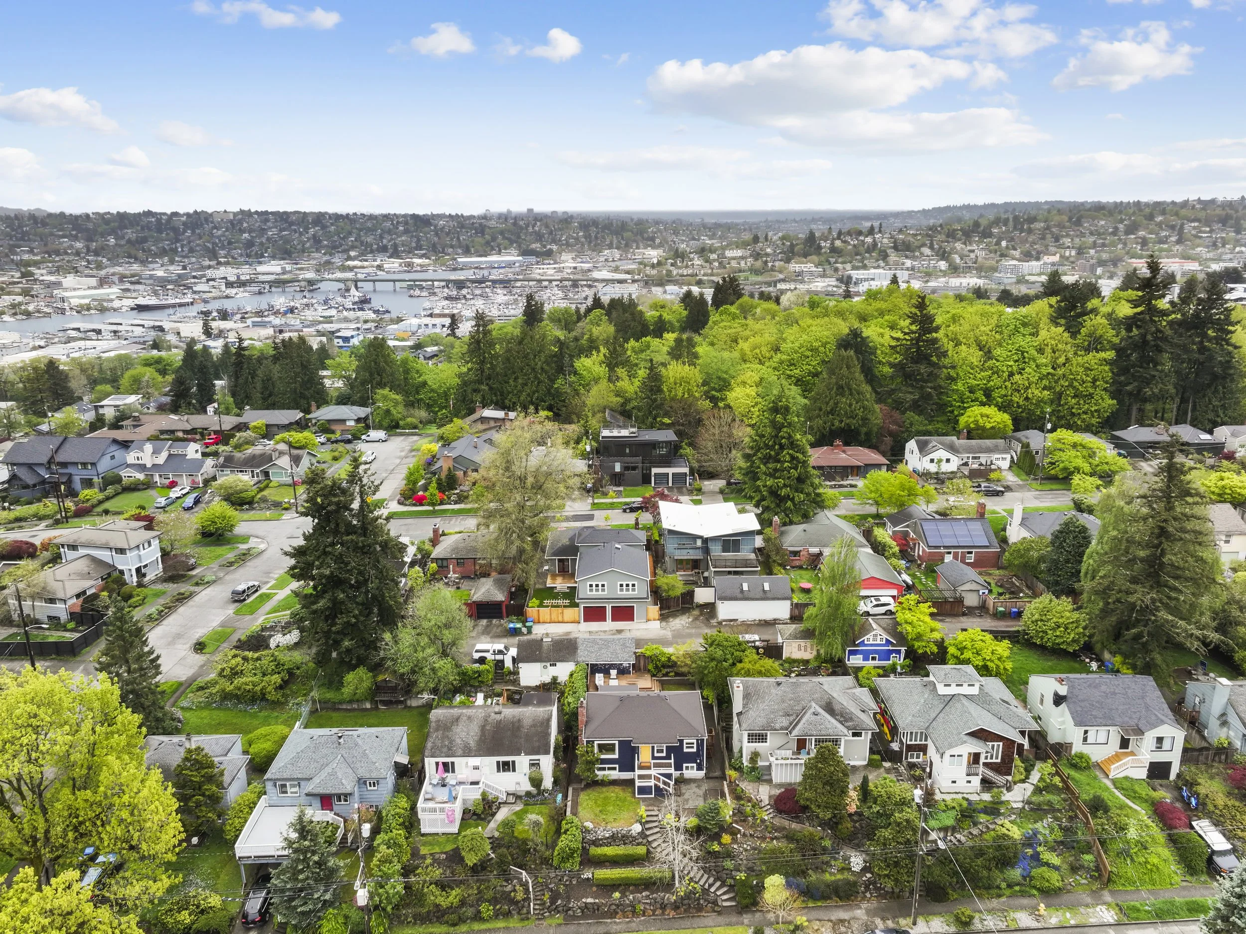 16-3844 30th Ave W (12).jpg