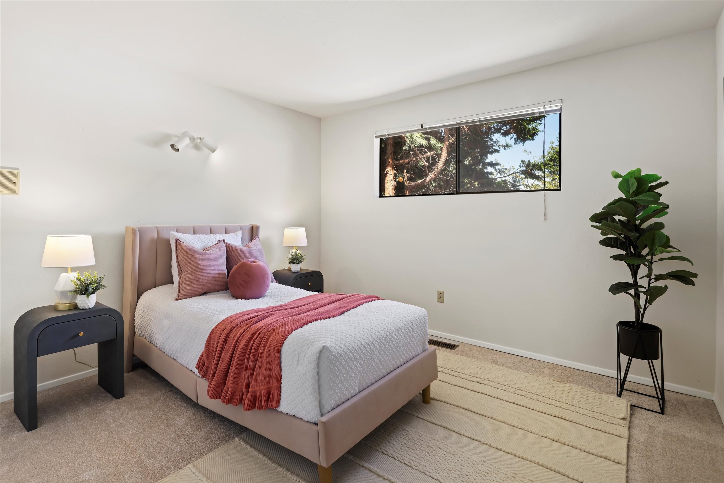 29-14905 SE 46TH PL (27).jpg