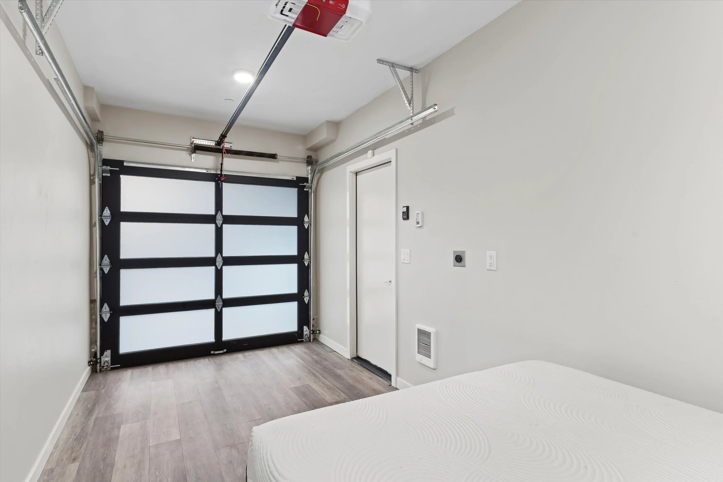 43-609 15th Ave E (43).jpg