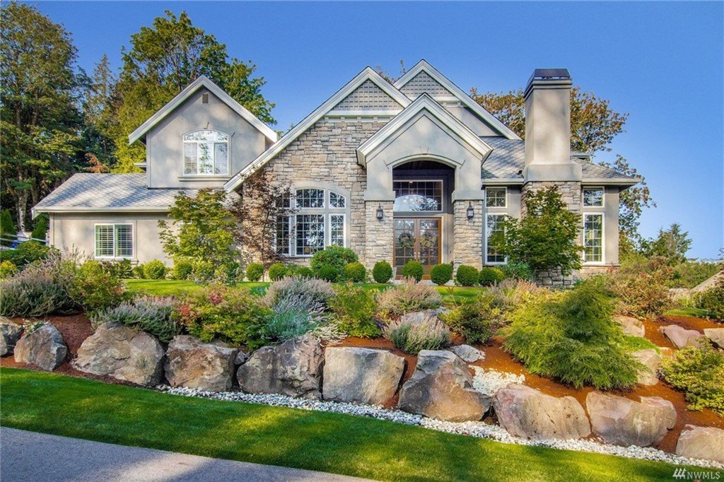 Seller in Cougar Mountain | $2,588,000