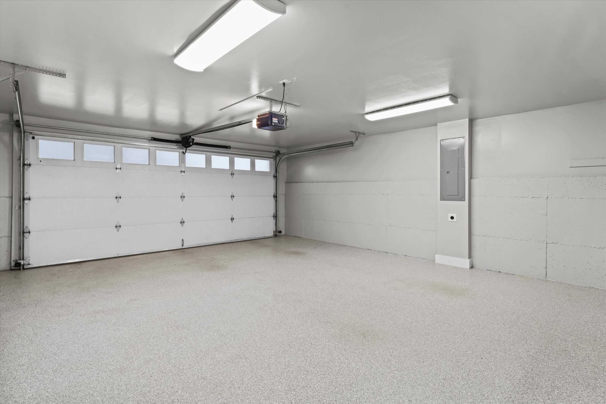 095-3710 NE 41st St0006.jpg