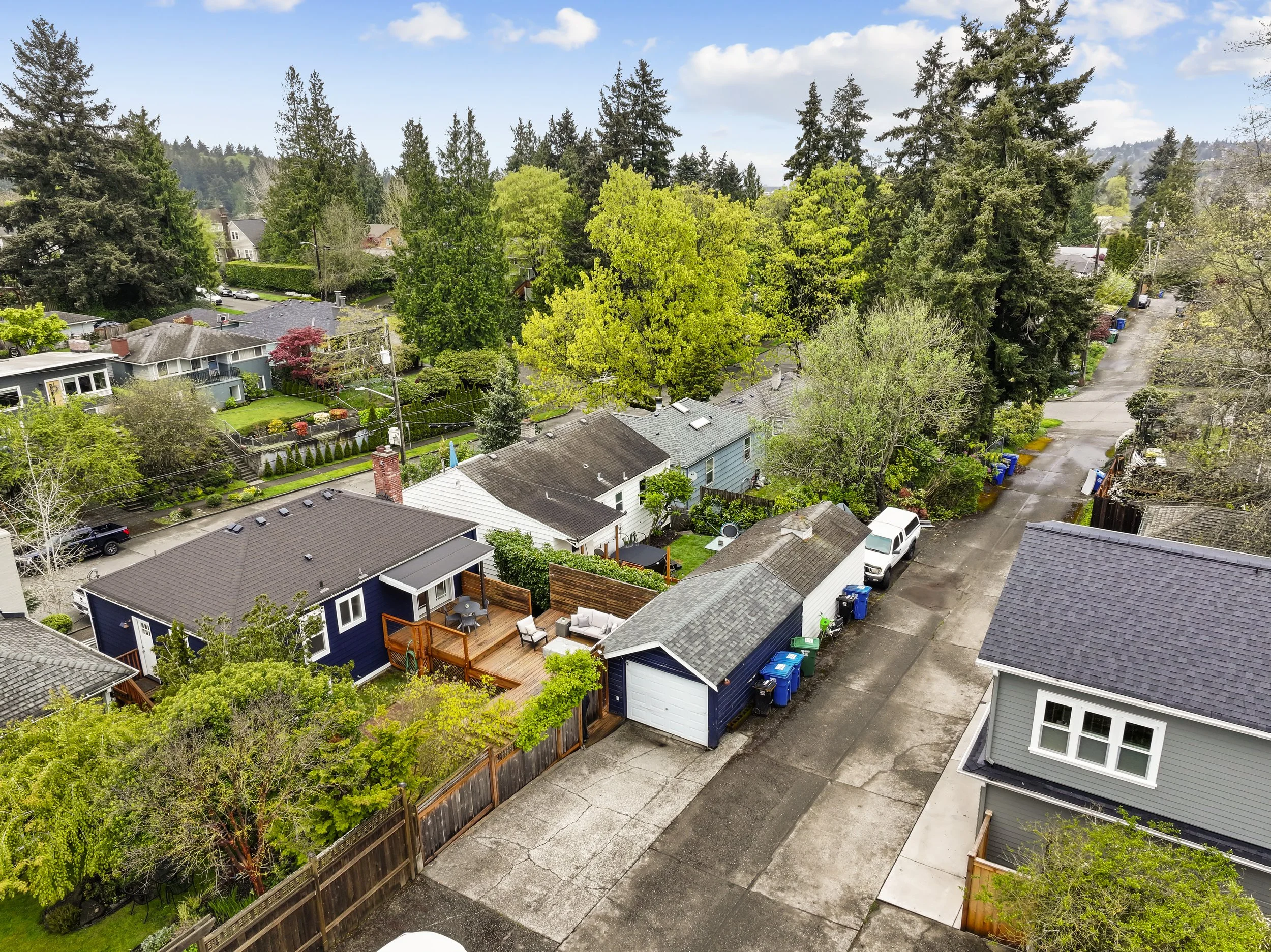 19-3844 30th Ave W (16).jpg