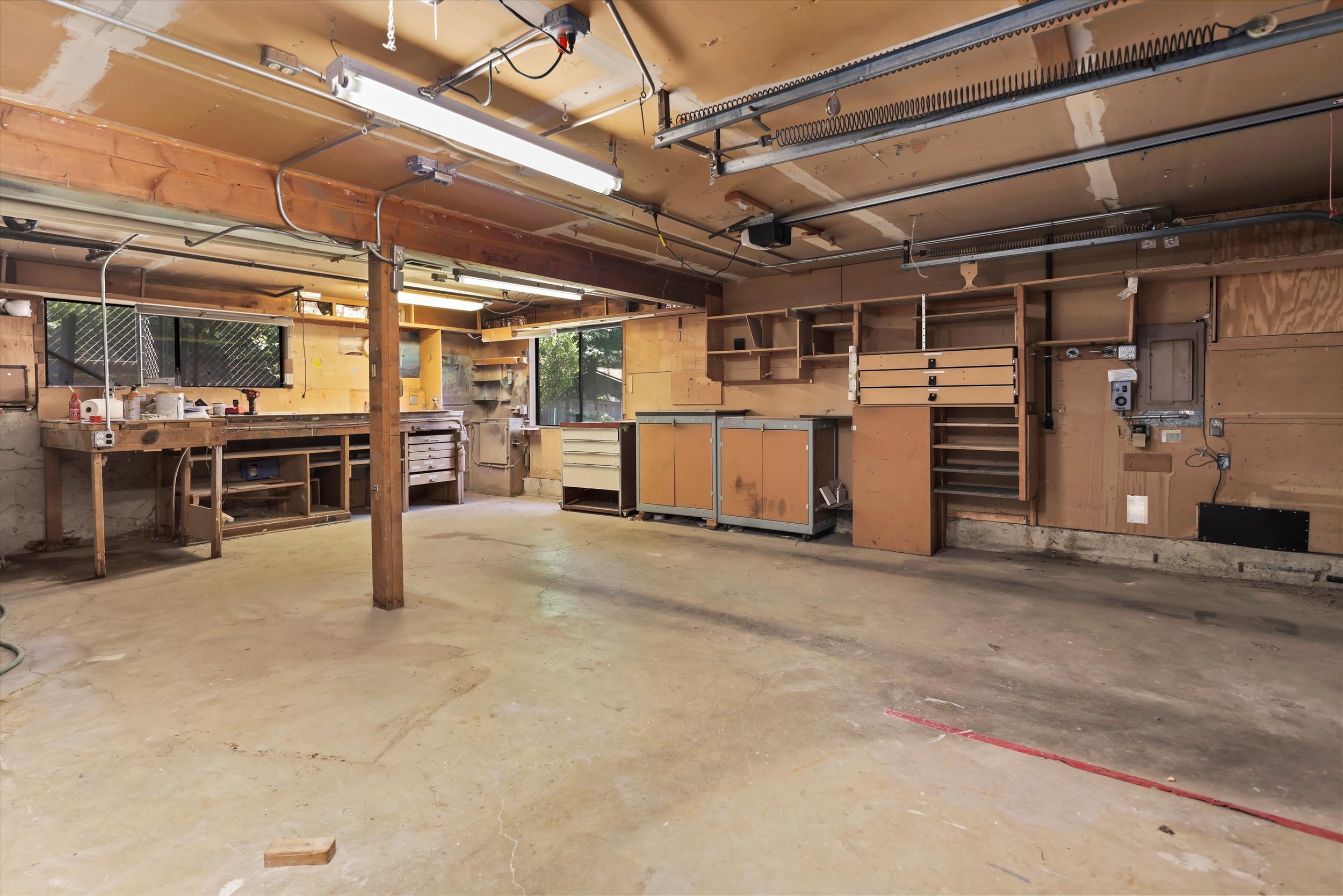 41-14905 SE 46TH PL (15).jpg