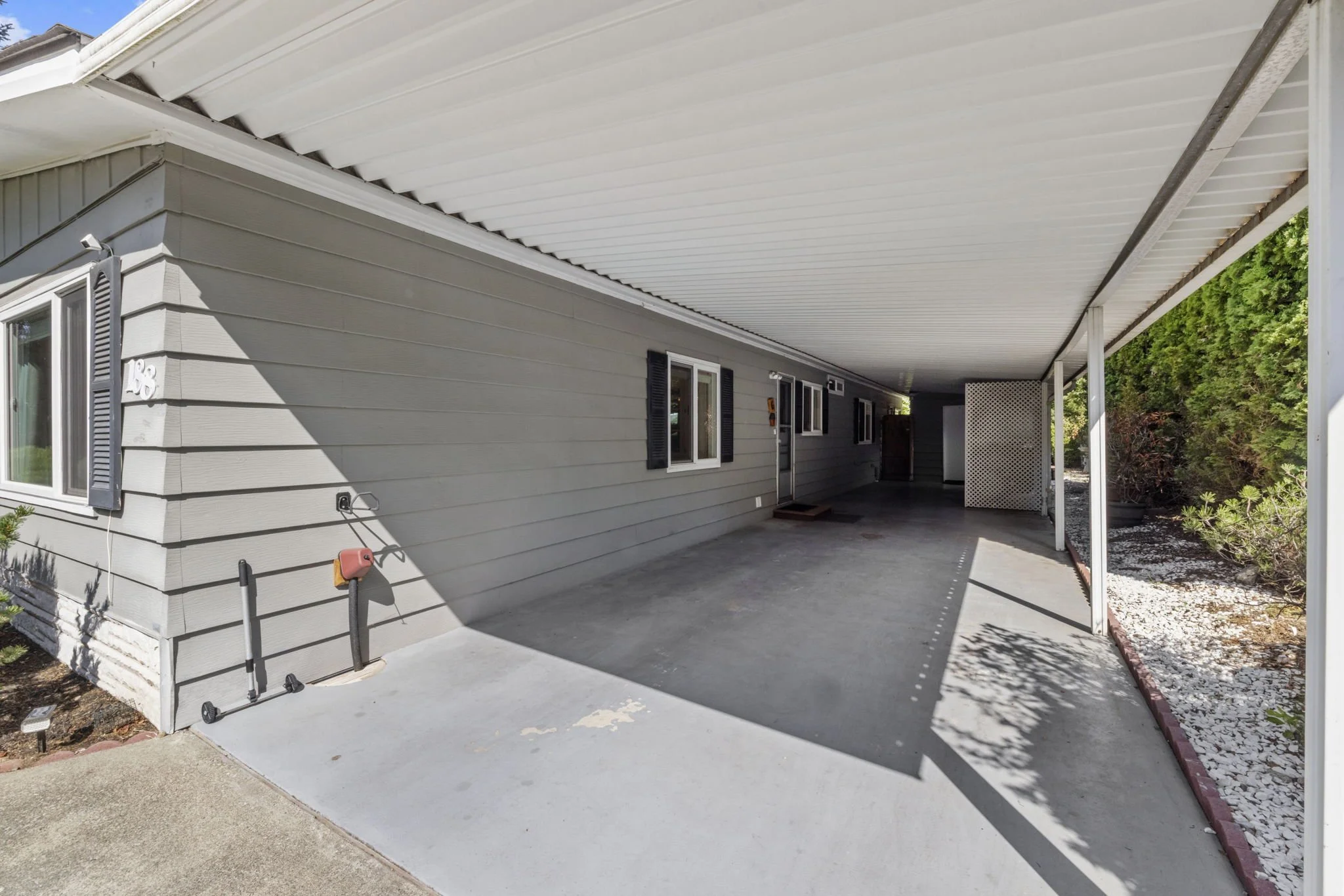 3-201 Union Ave SE 188 - 03.JPG