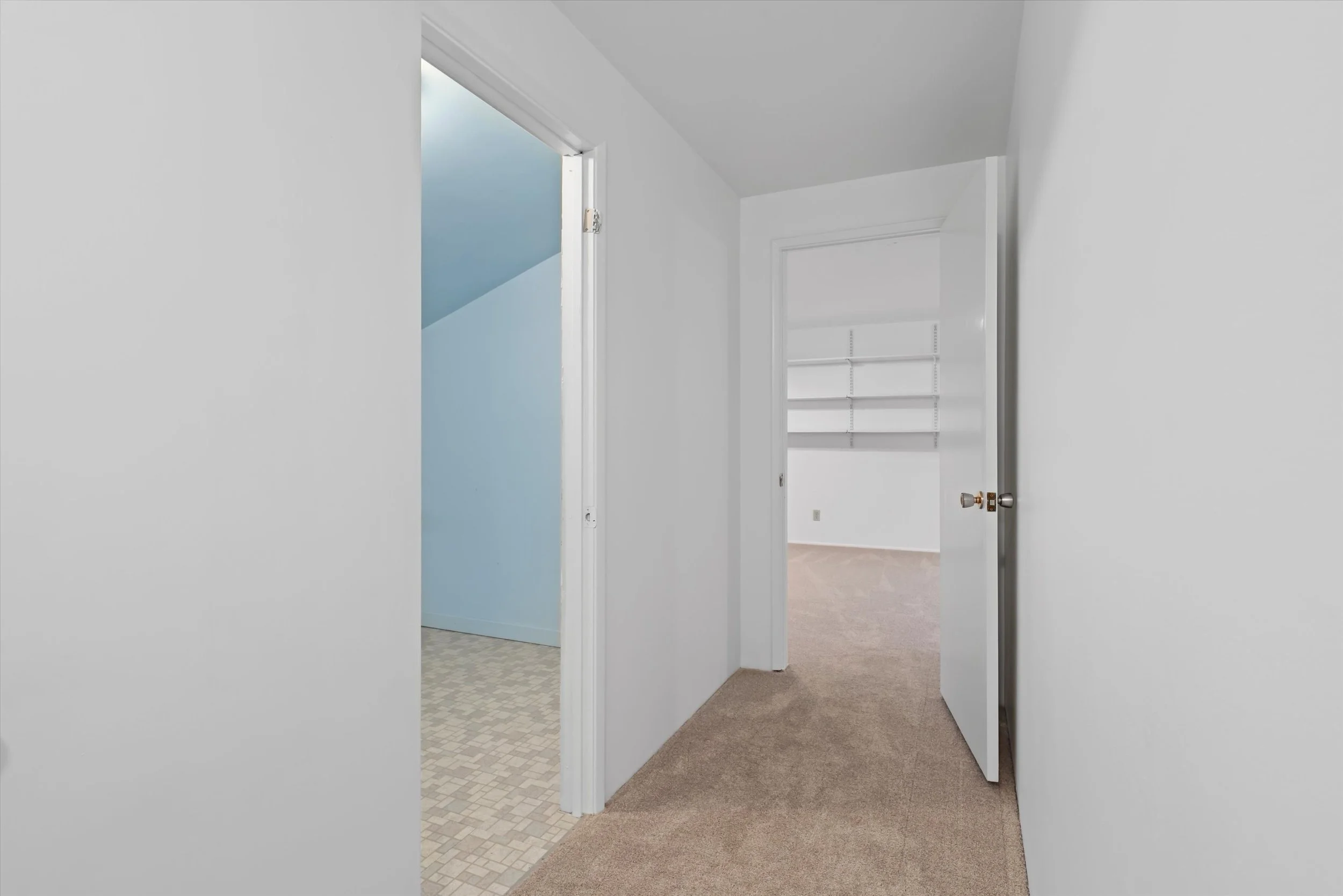 40-12121 NE 66th St (27).jpg