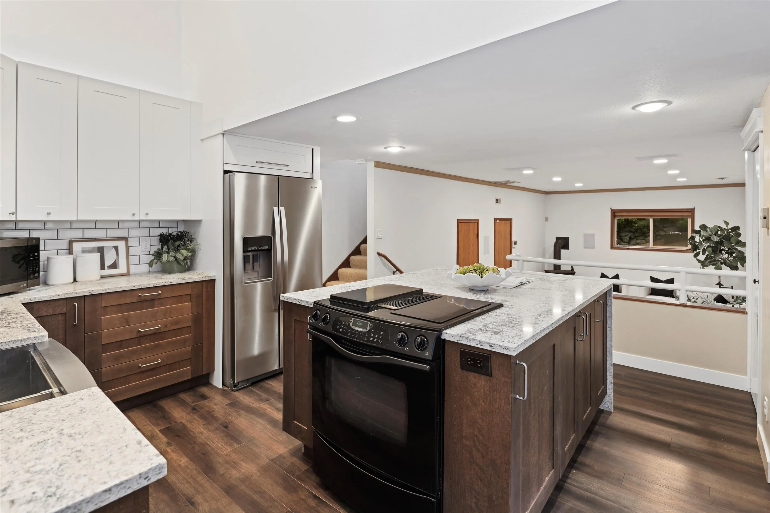 27-26009 222nd Pl SE (11).jpg