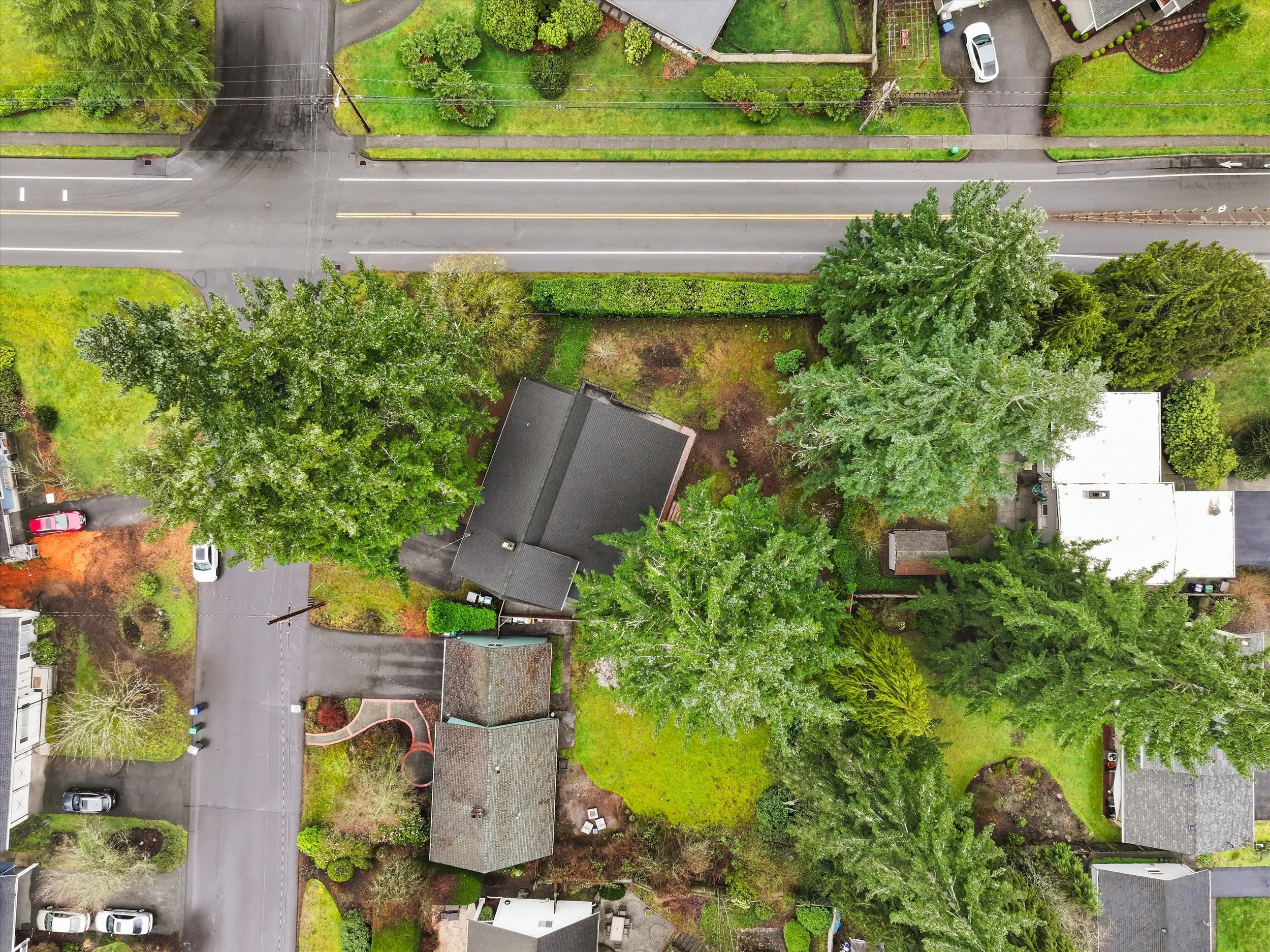 12-12121 NE 66th St (1).jpg