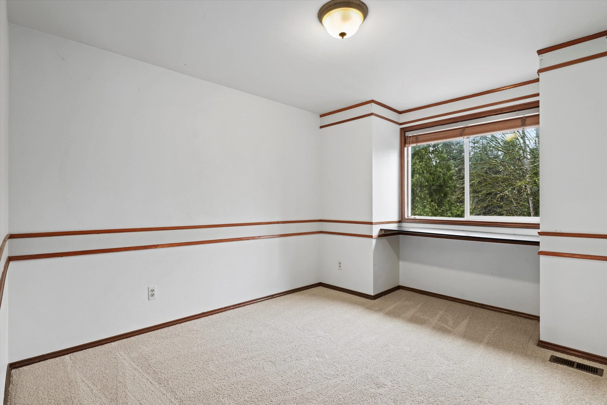 39-26009 222nd Pl SE (20).jpg