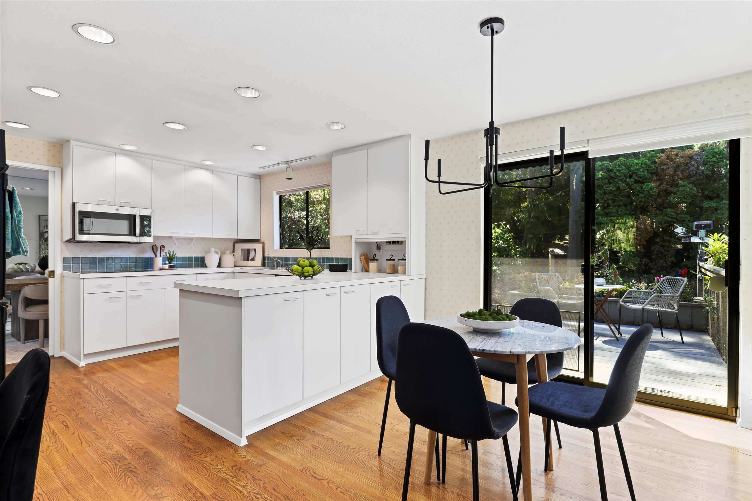 15-14905 SE 46TH PL (41).jpg