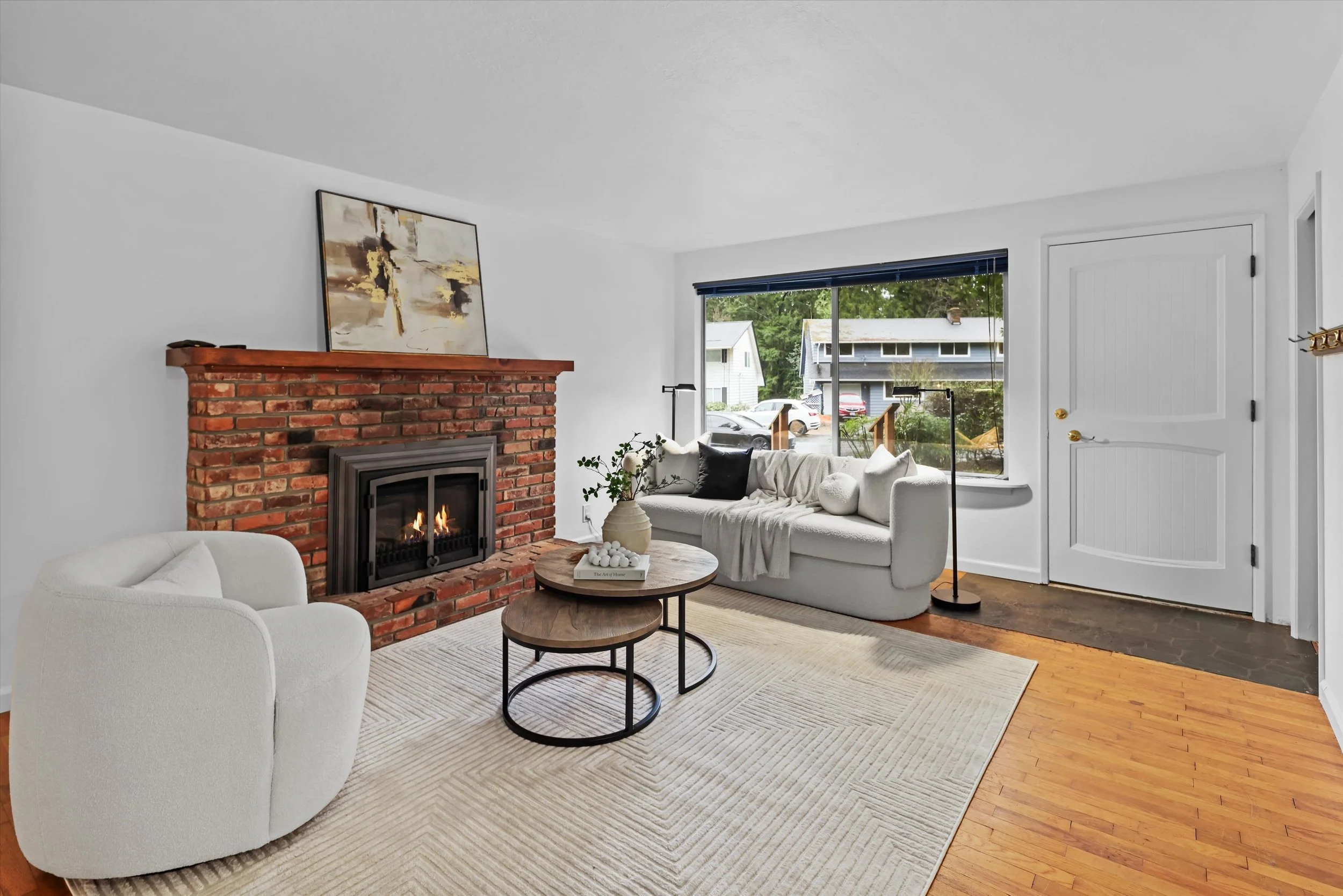 17-12121 NE 66th St (47).jpg