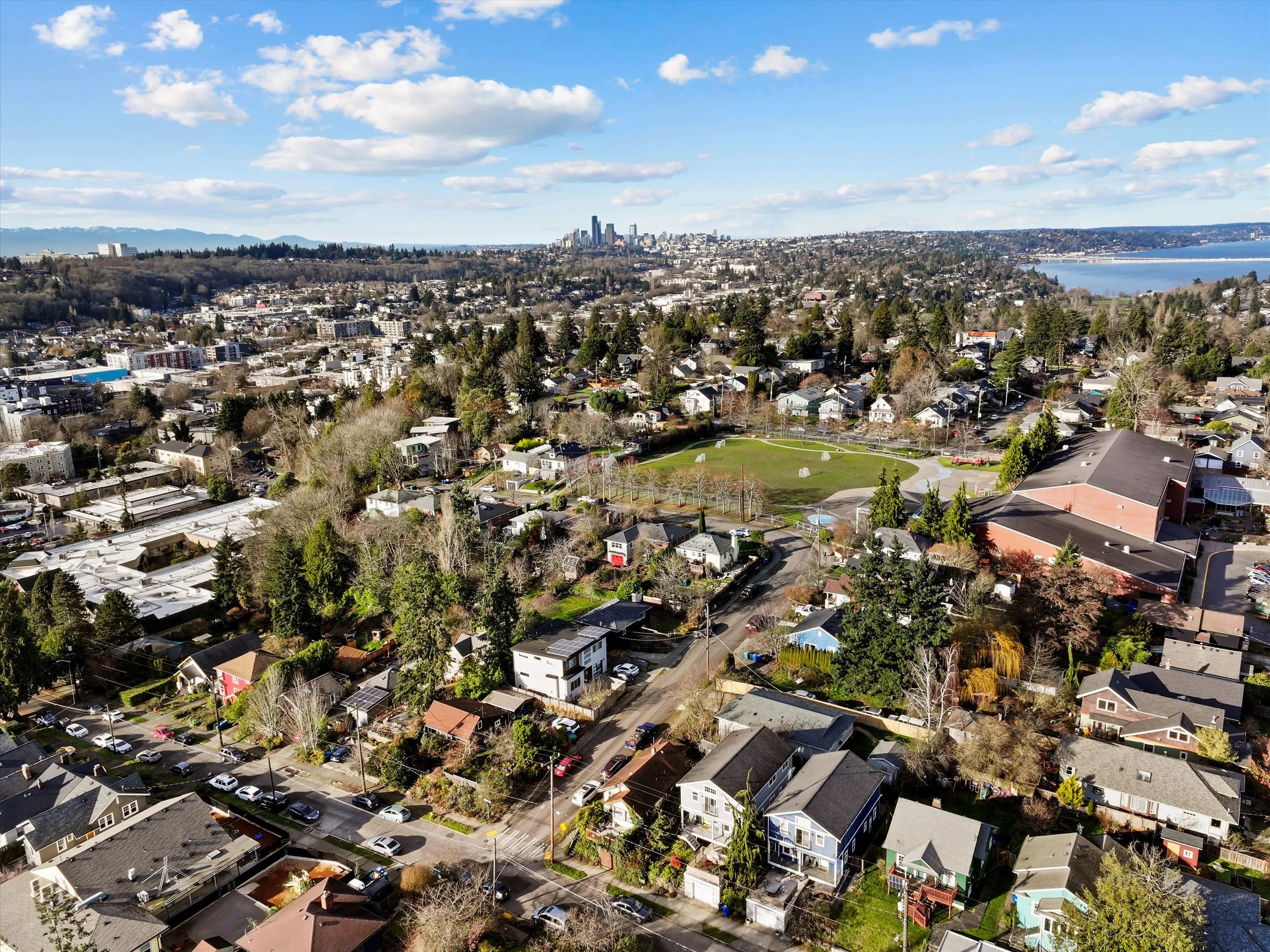 12-4500 S Brandon St (6).jpg