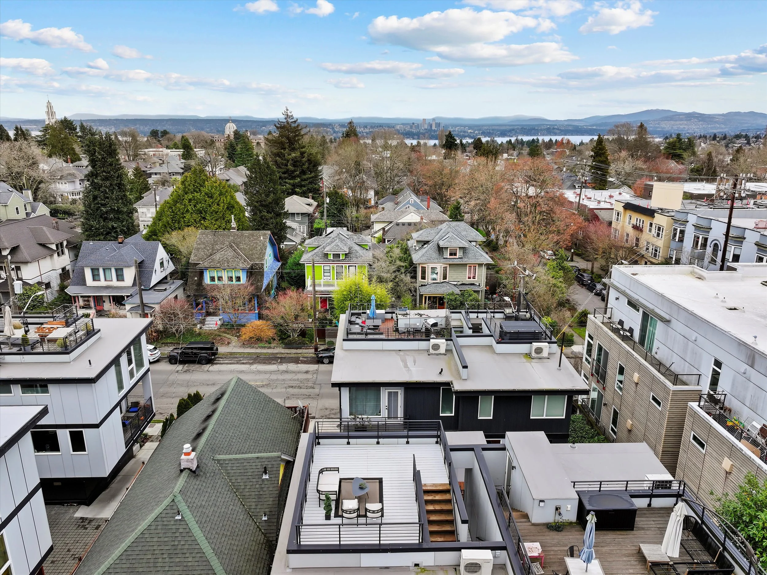 16-609 15th Ave E (1).jpg