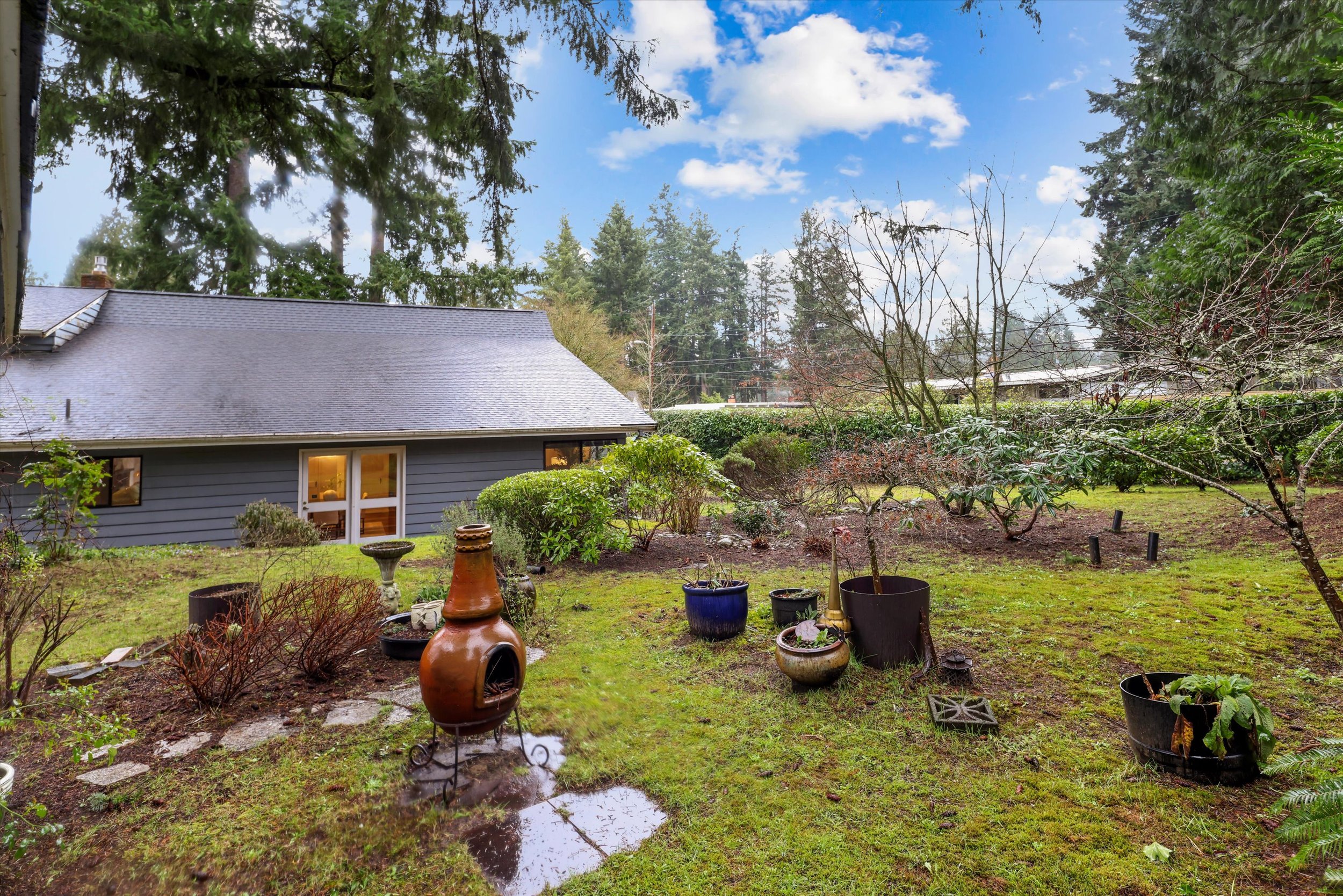 05-12121 NE 66th St (7).jpg