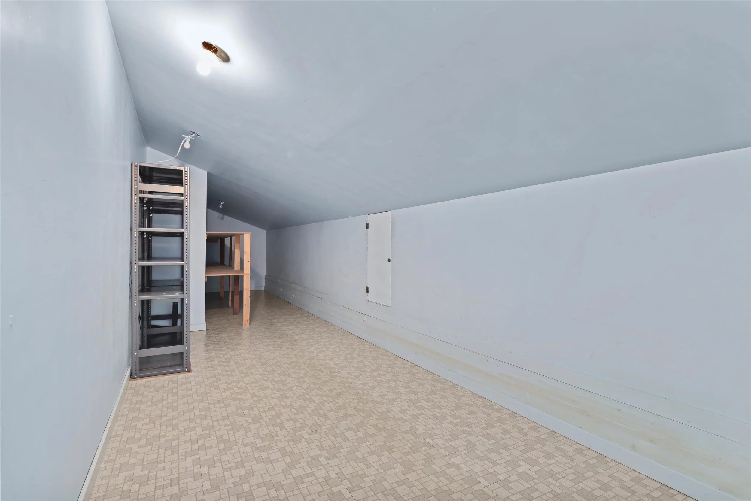 45-12121 NE 66th St (26).jpg