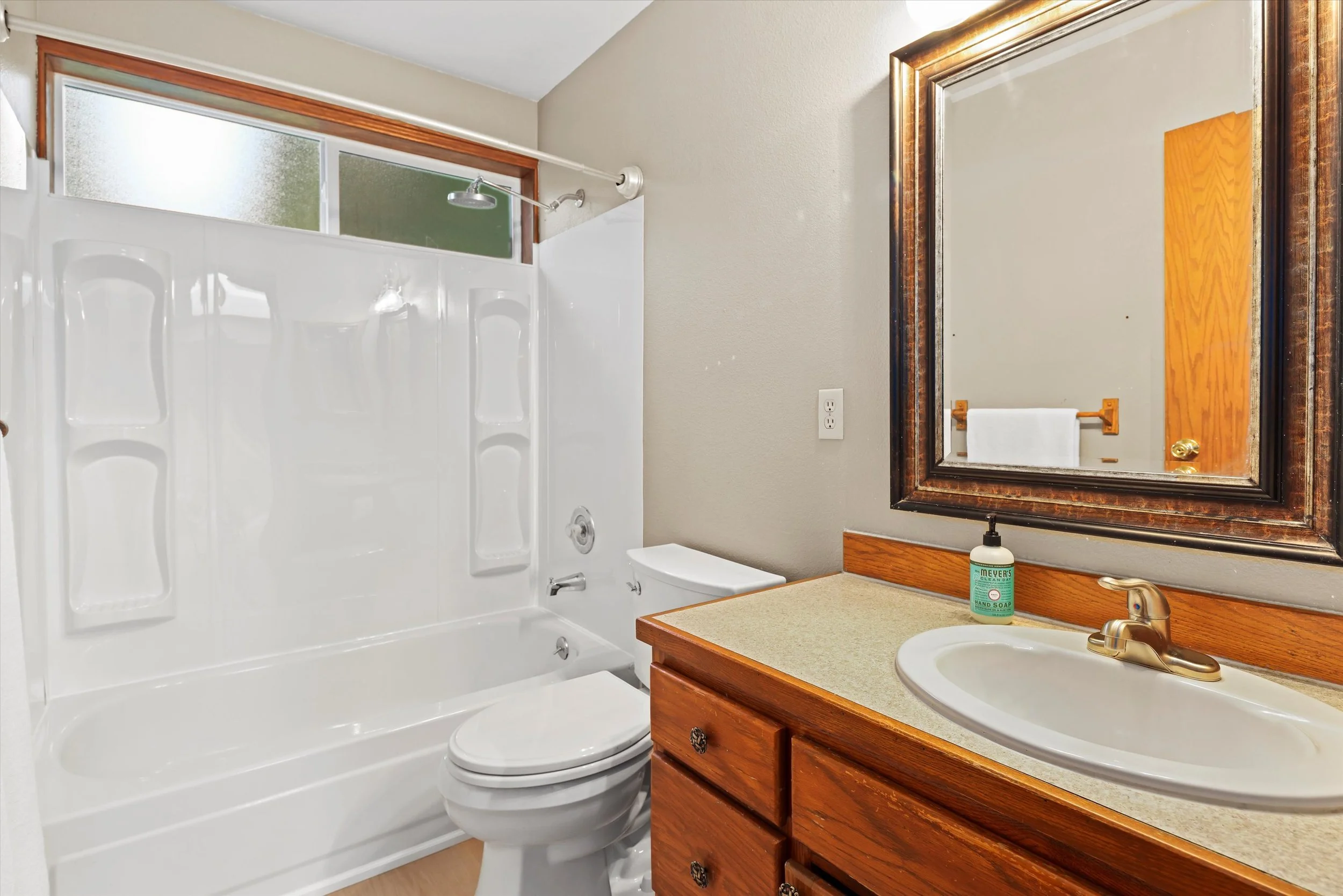 41-26009 222nd Pl SE (22).jpg