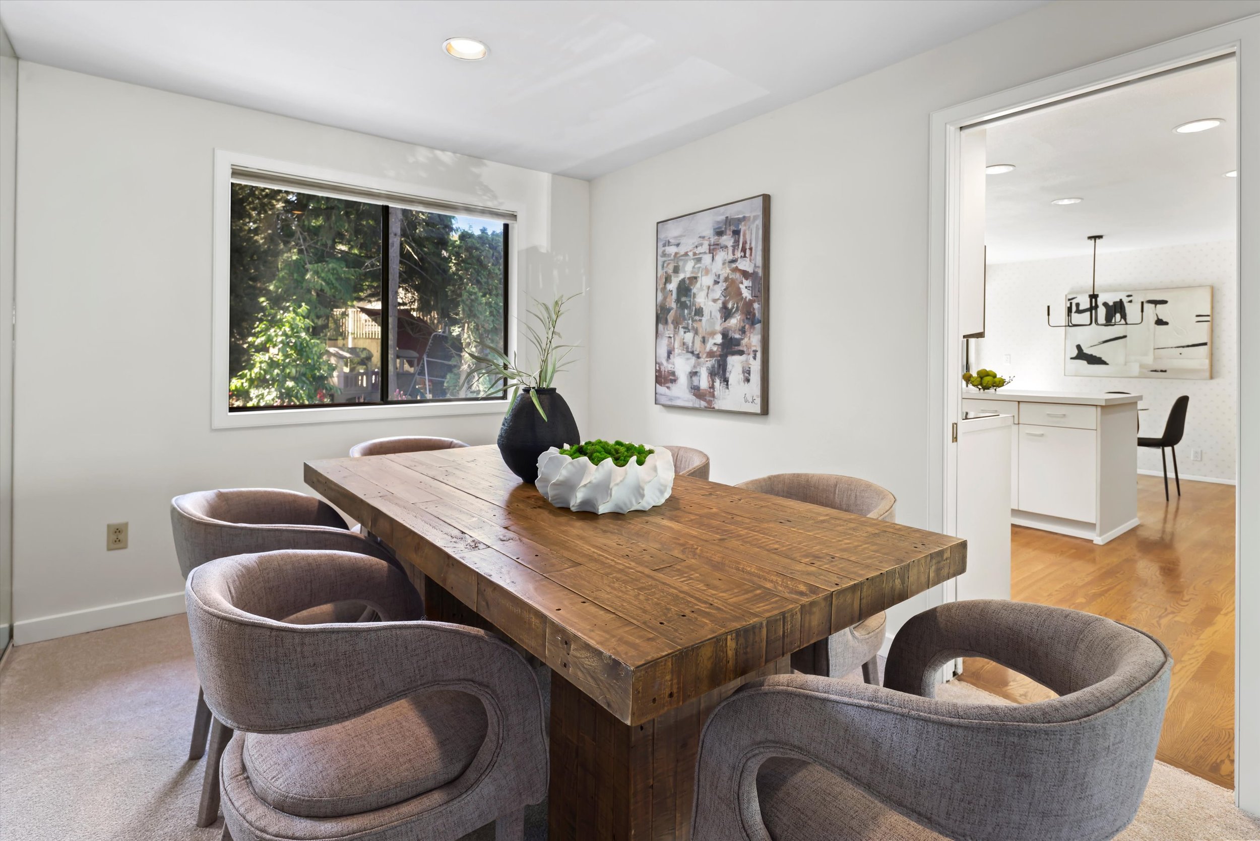 22-14905 SE 46TH PL (34).jpg