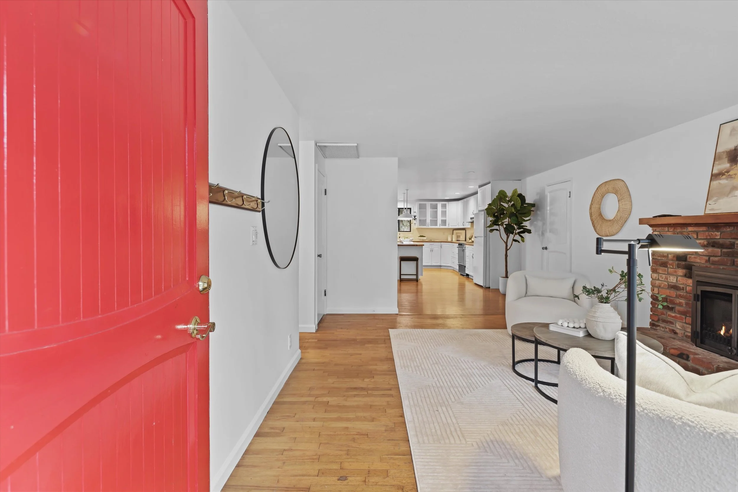 15-12121 NE 66th St (49).jpg