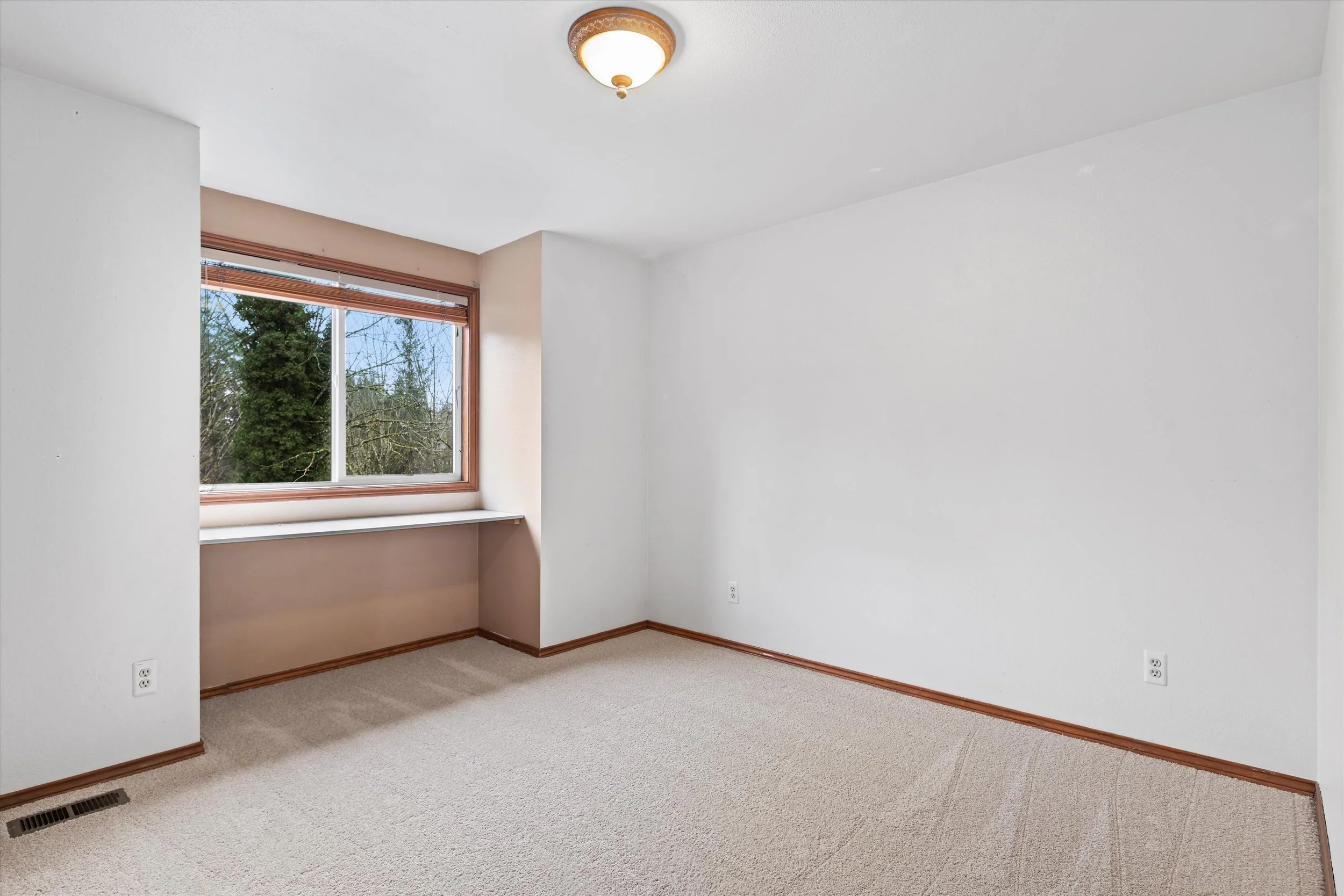 40-26009 222nd Pl SE (21).jpg