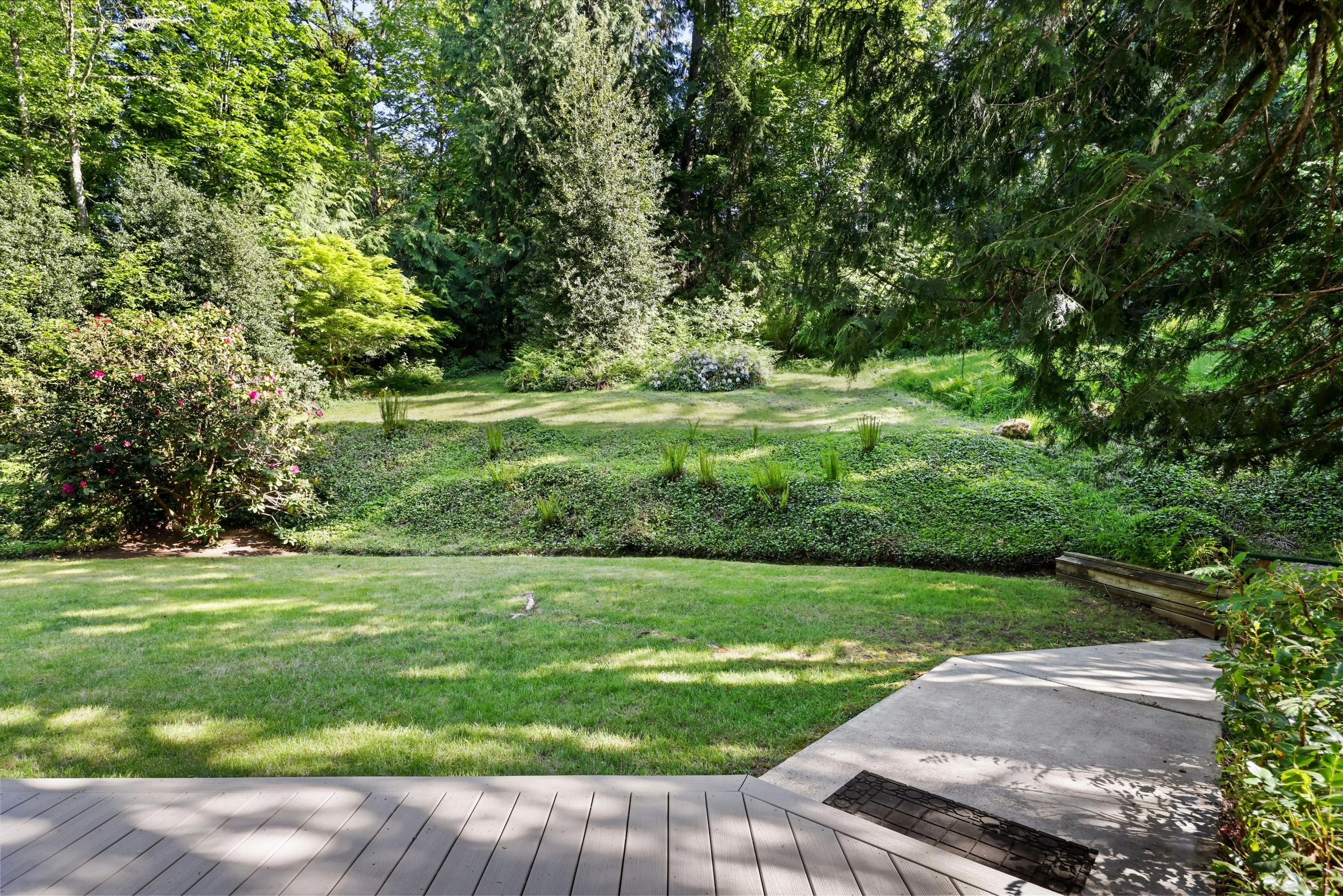 22-18503 SE 64th Way (62).jpg