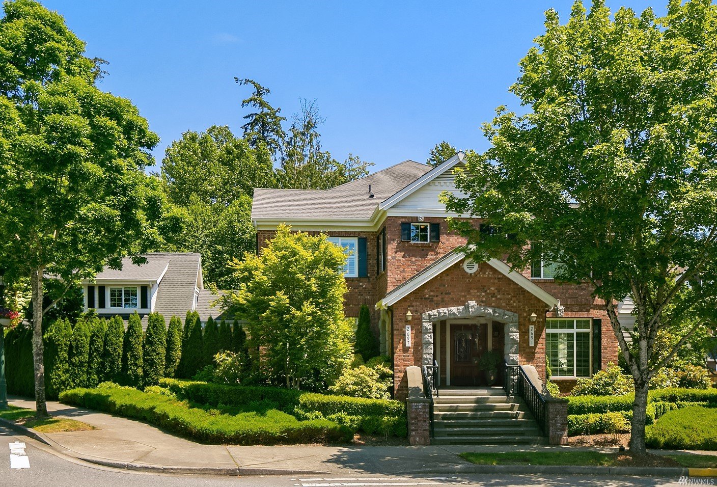 Seller in Issaquah | $1,500,000
