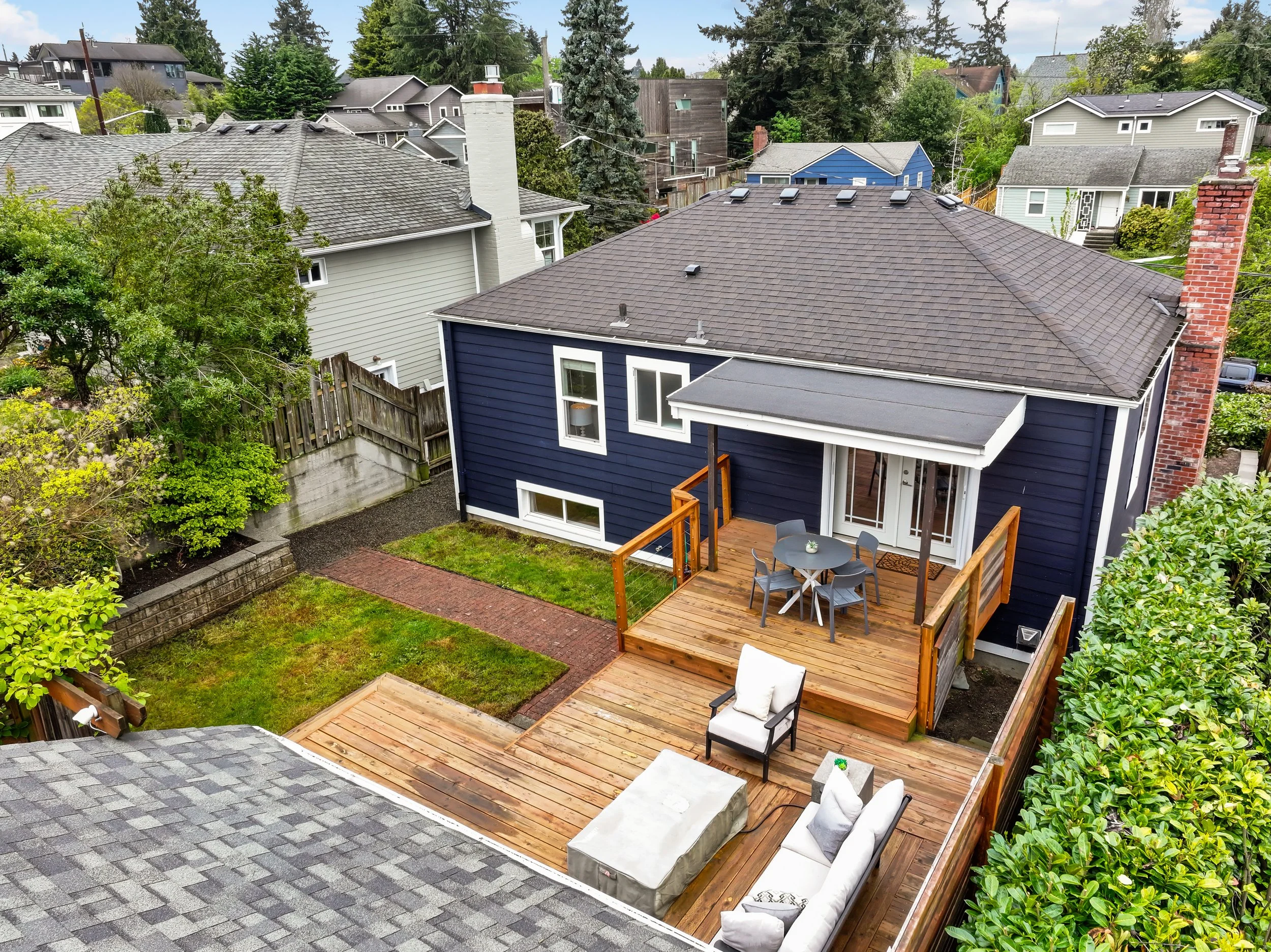 52-new 3844 30th Ave W (5).jpg