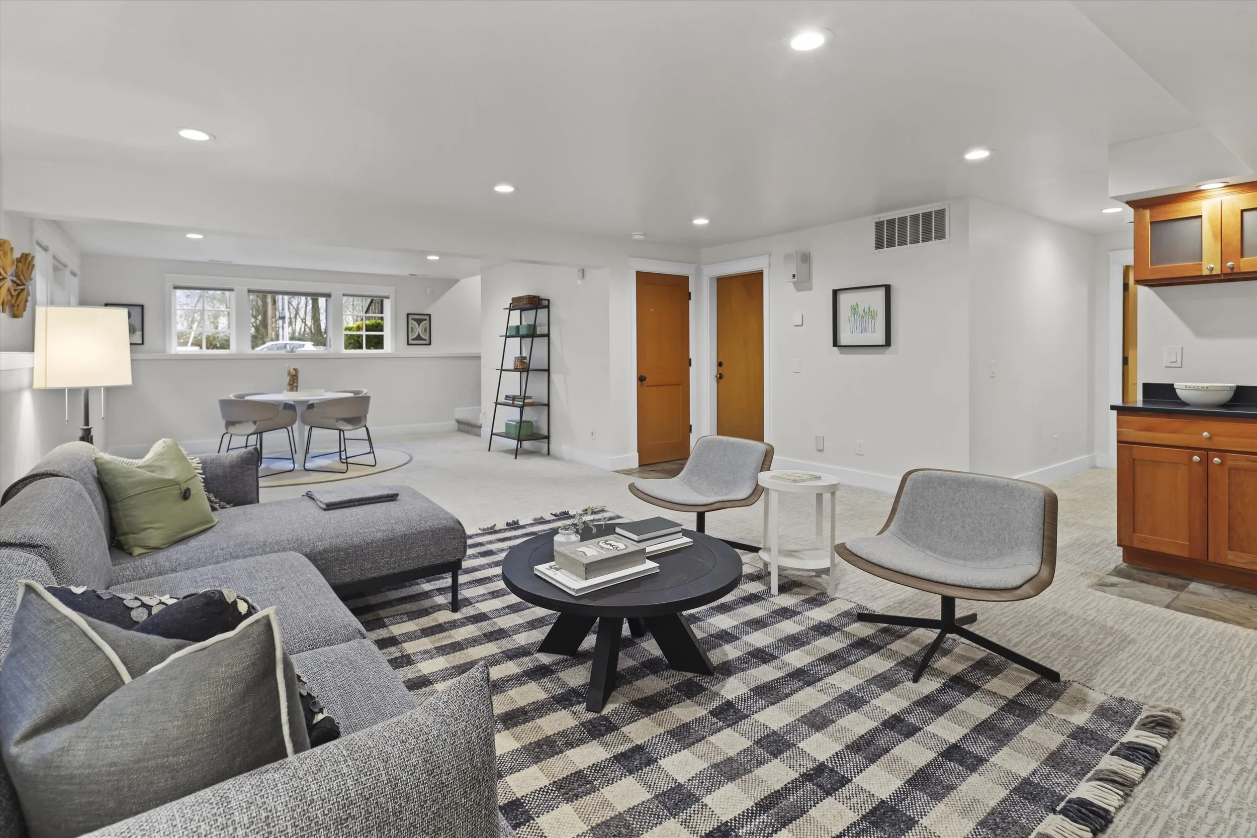 091-3710 NE 41st St0010.jpg