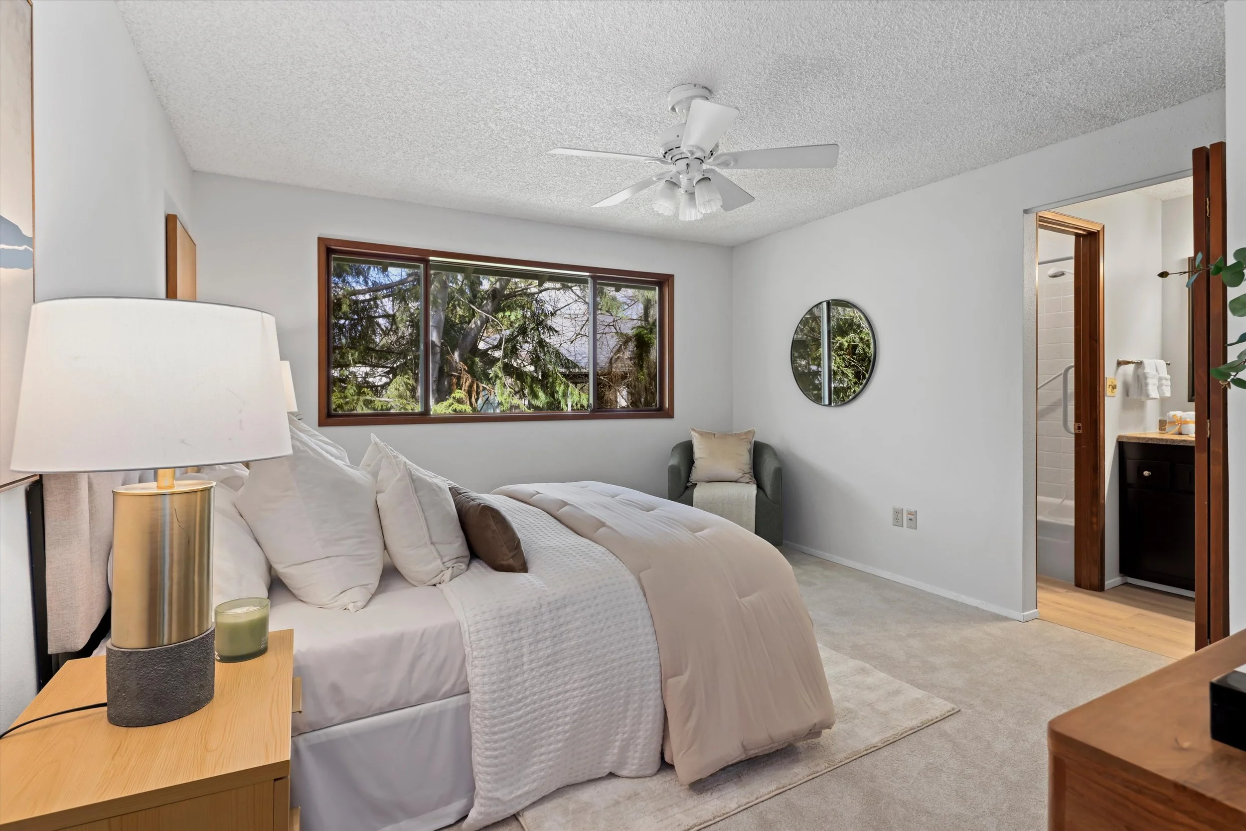 24-1230 101st Pl NE (20).jpg