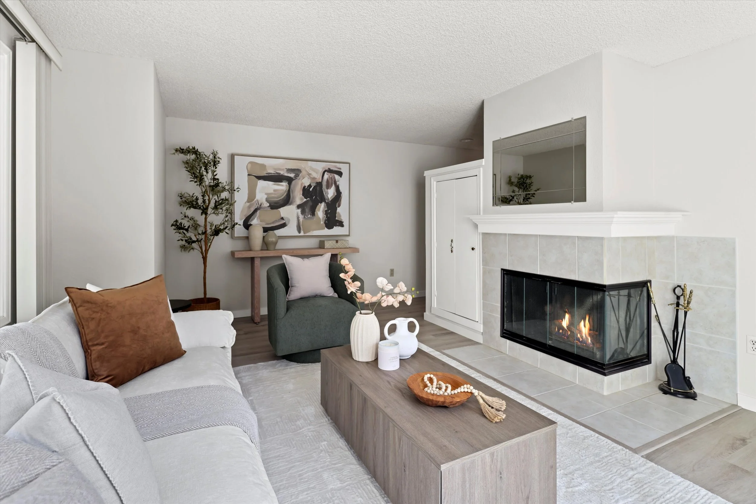 14-1230 101st Pl NE (13).jpg