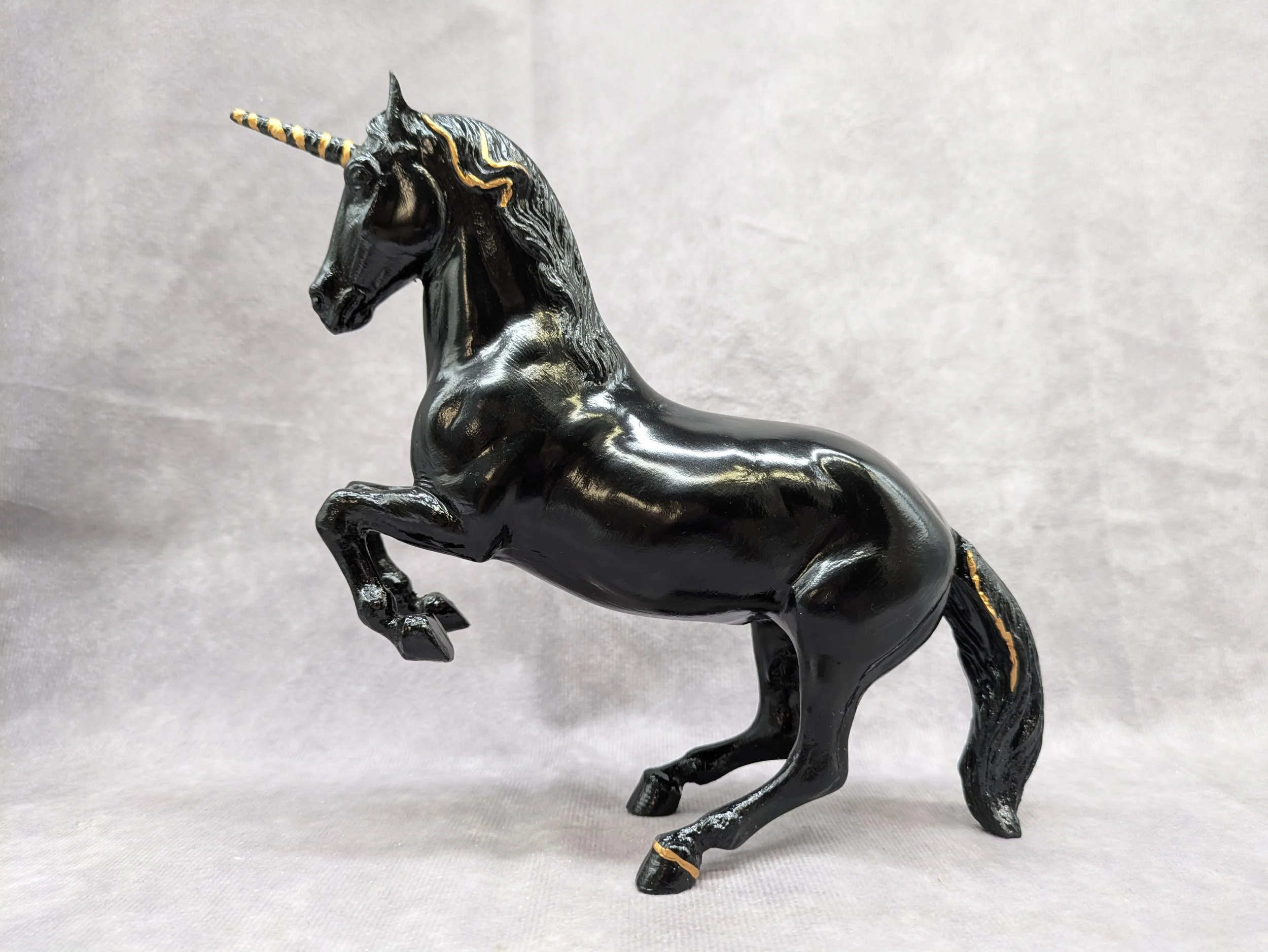 Unicorn lll Black Pearl