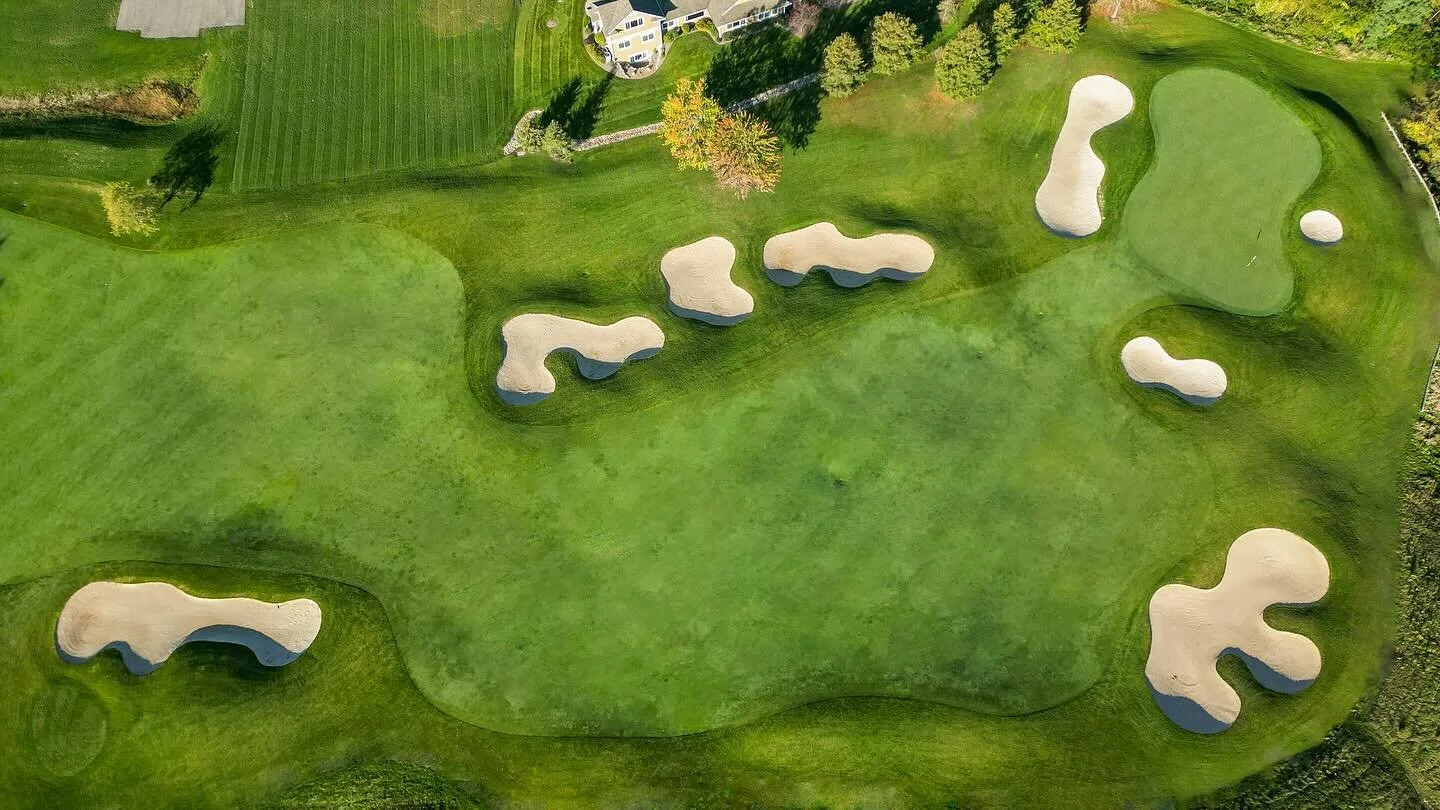 Geneva National&rsquo;s Gary Player course posing for a stunning view!

#golf #golfing #golflife #golftipsmagazine #golfdigest #golfersjournal #beautiful #travel #photography #photooftheday #photographer
