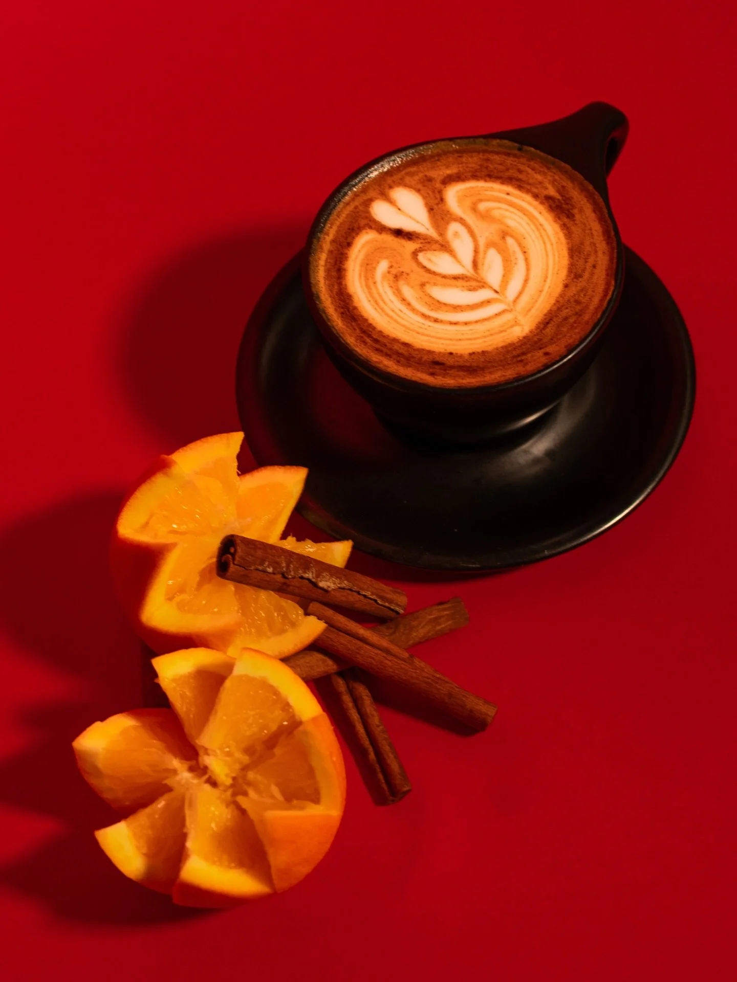 LIMITED DRINK (3) CAF&Eacute; DE OLLA
-
Our classic winter latte is back for the season to keep you warm like an ugly xmas sweater🎄🎅

Orange, cinnamon, clove 

Available Fri. December 5th