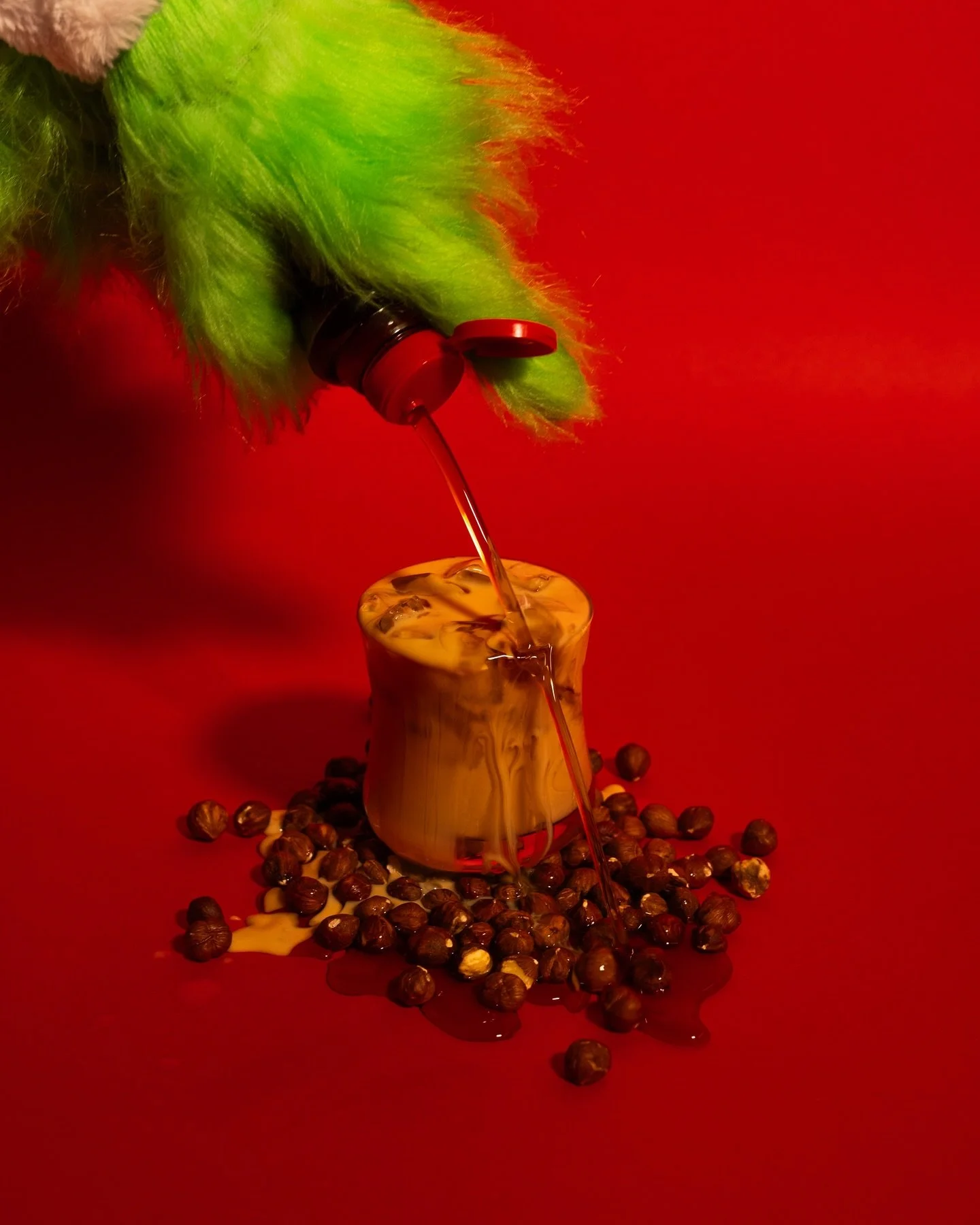 LIMITED DRINK (5) MAPLE PRALINE LATTE
-
Excited to be bringing back our maple praline latte! 

Maple, roasted hazelnuts, sea salt🌰🍁

Available tomorrow!