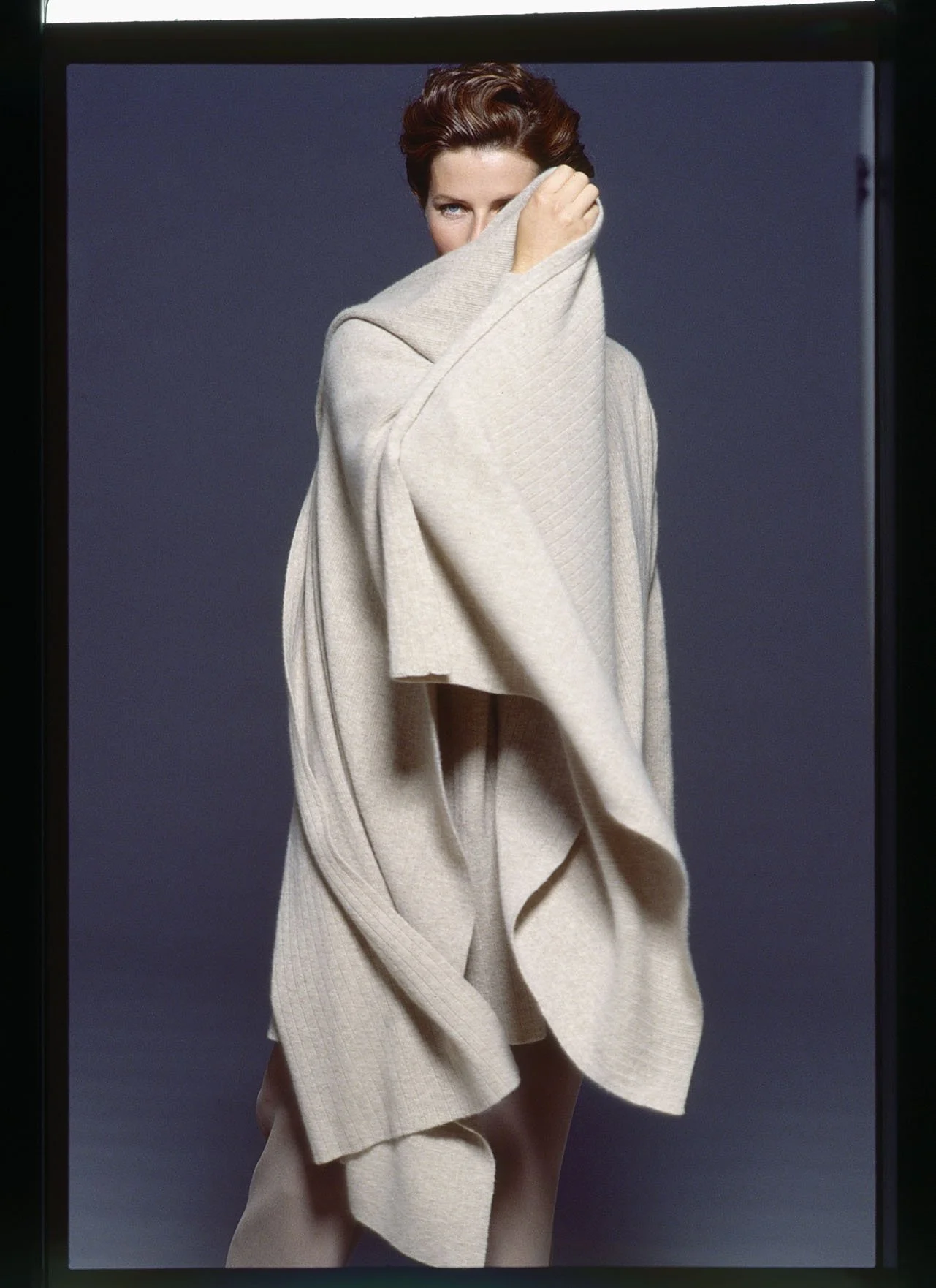 0111_20.FASHION CAREN PFLEGER-AD-Kampagne-Editorial_HW 1993_003_PA.jpg