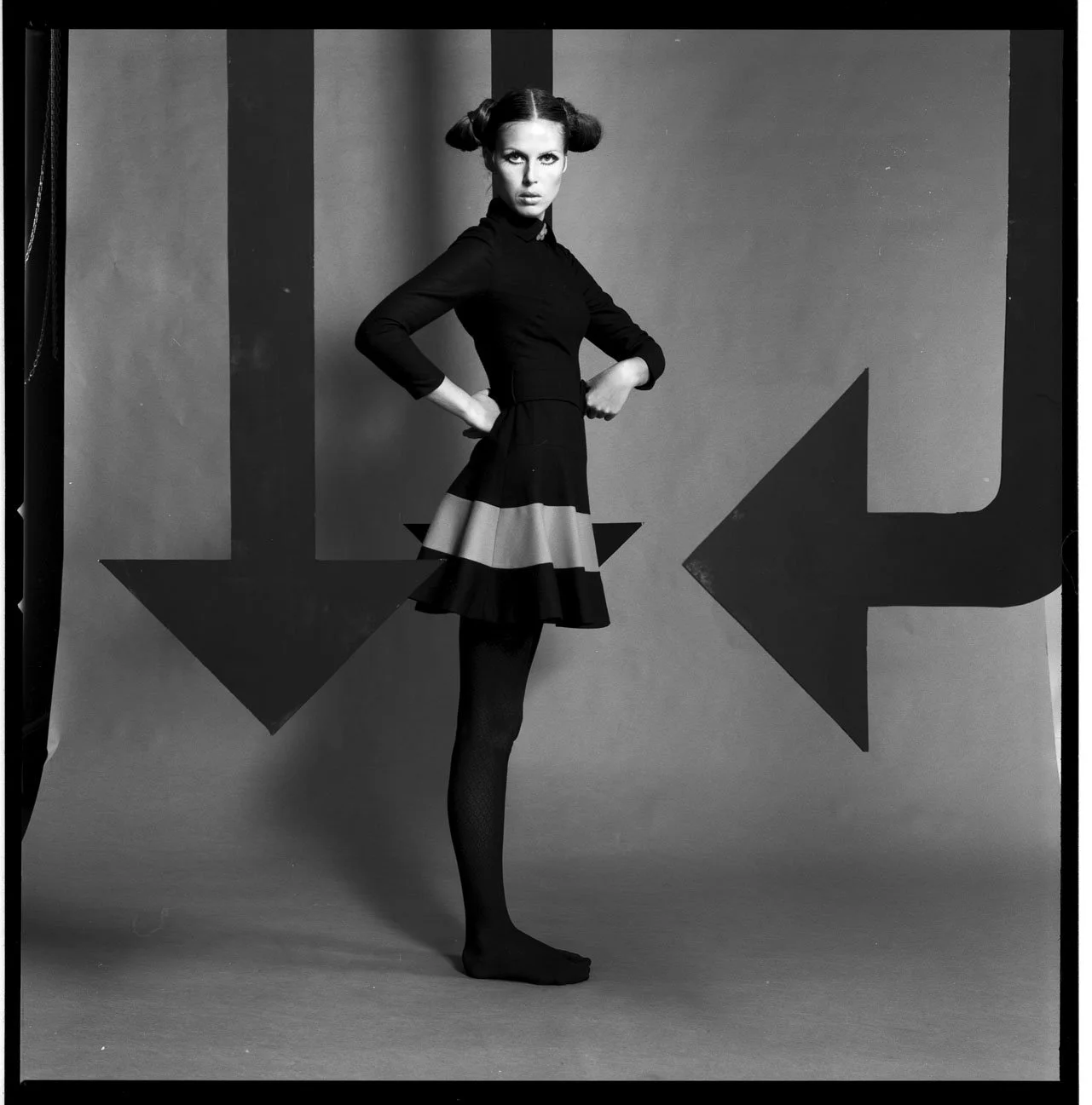 030_4.BLACK IS BEAUTYFUL-EDITORIAL (ALVILETTE 1968_69)_003_NEGATIV_PA.jpg