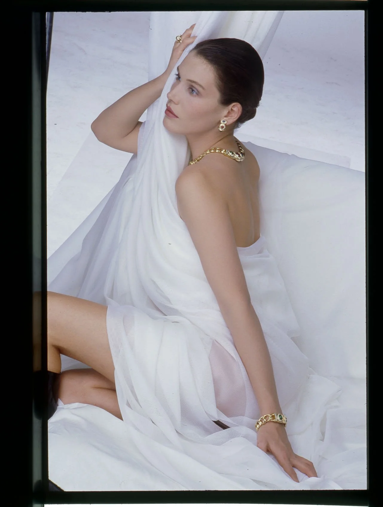0715_26.DIOR JEWELRY_BEAUTY_COSMETICS_DIOR 1986_002 2_PA.jpg