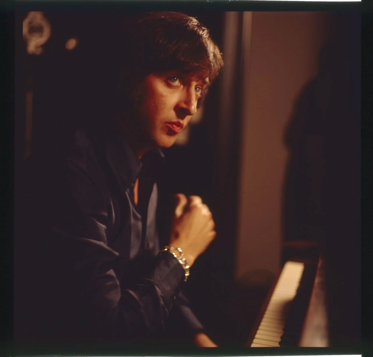 001B_33.LES HUMPHRIES SHOW 1971_LES HUMPHRIES PORTRAIT_001_PA.jpg