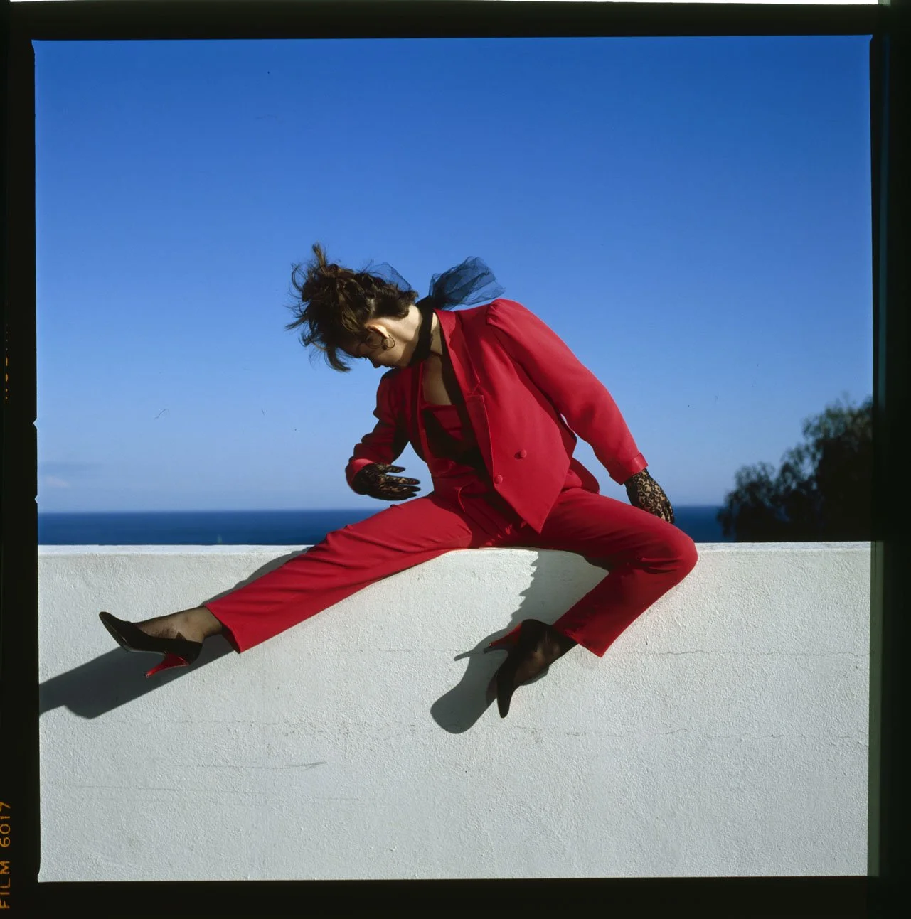 016_16.FASHION-LEVA-EDITORIAL 1984_002_PA.jpg