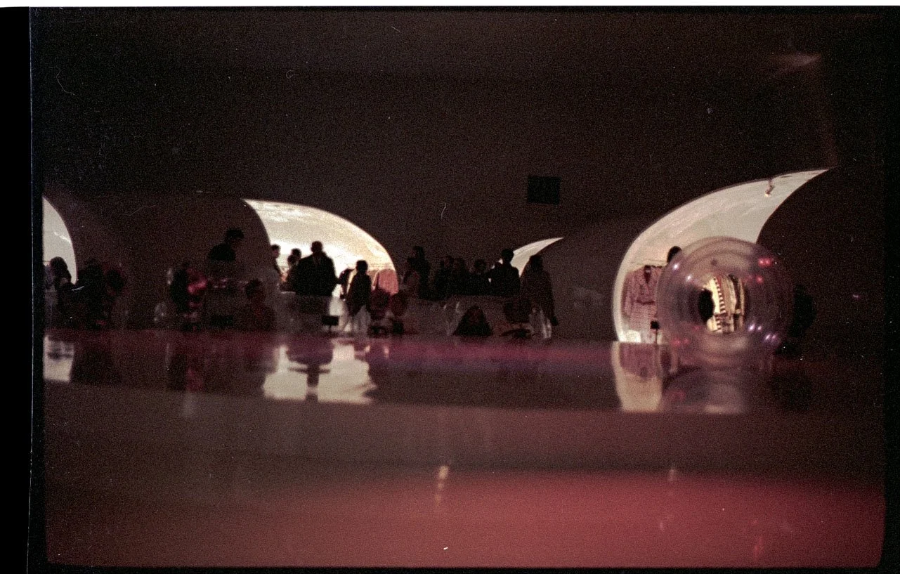 004_2.FASHION IN Expo-Design+Fashion-Konzeptionen (1969) NEGATIV_001_PA.jpg