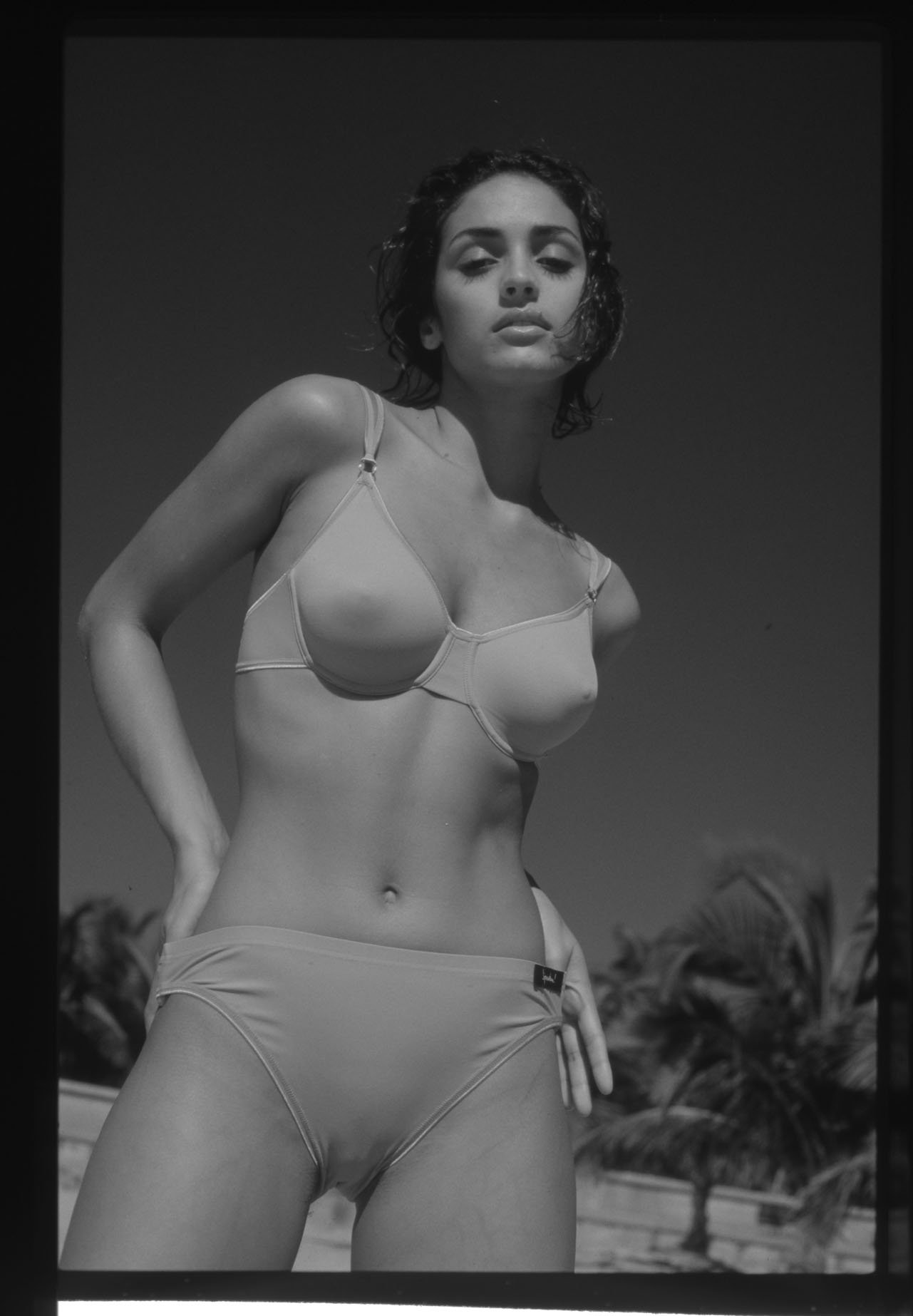 0317_32.BODY_LOOK+LINGERIE_KMT_BODY STYLE 1999-2001_003_PA.jpg